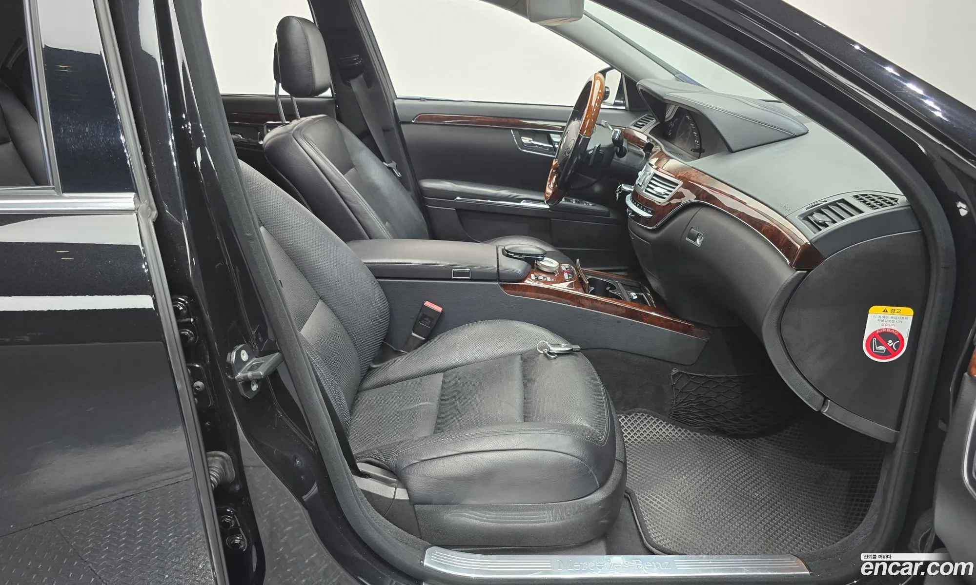 Mercedes-Benz S-Class W221 2012 — 10