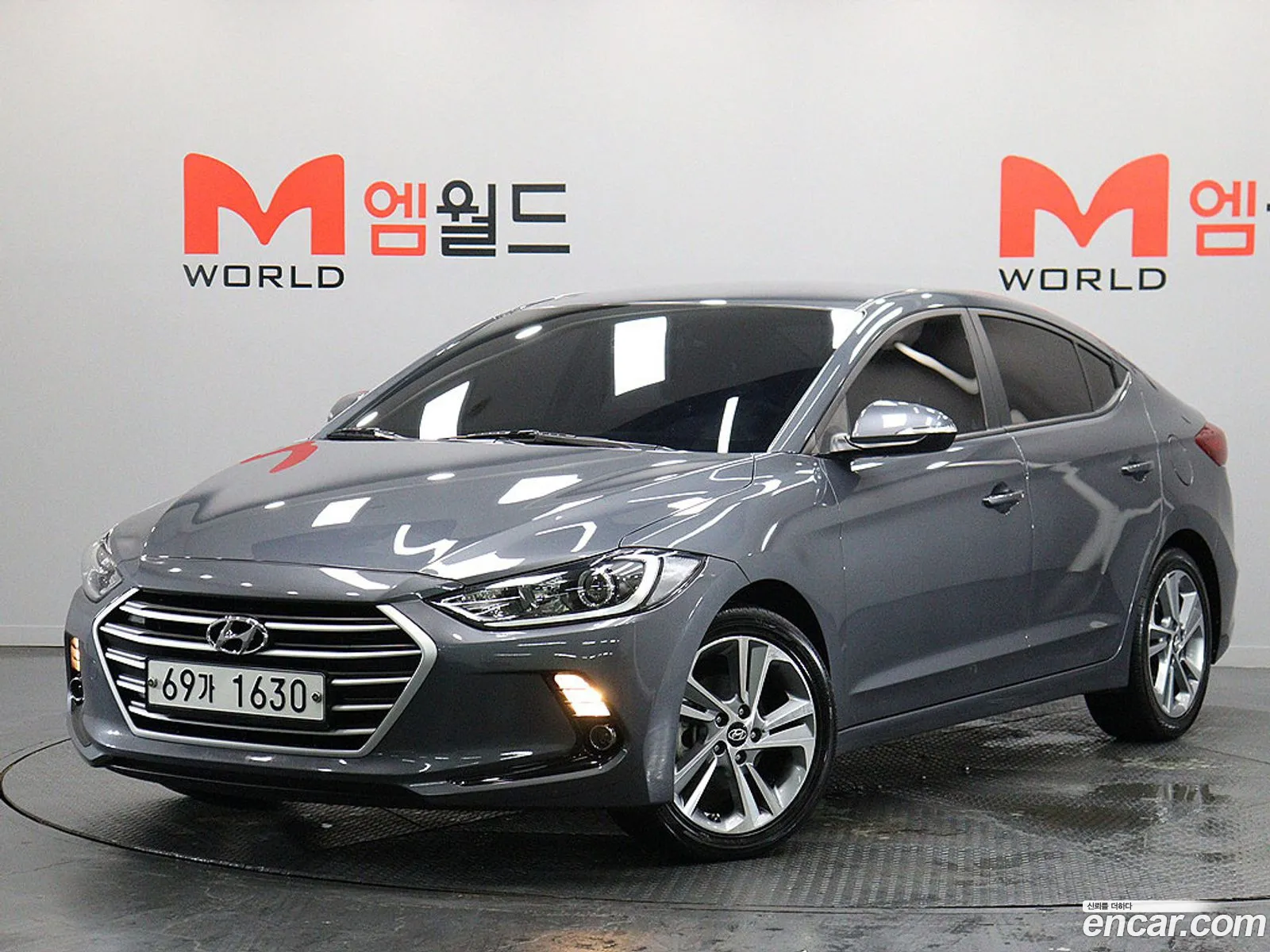 Hyundai Elantra AD 2017 — 16