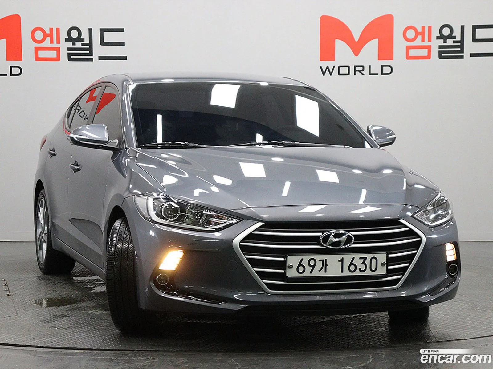 Hyundai Elantra AD 2017 — 18