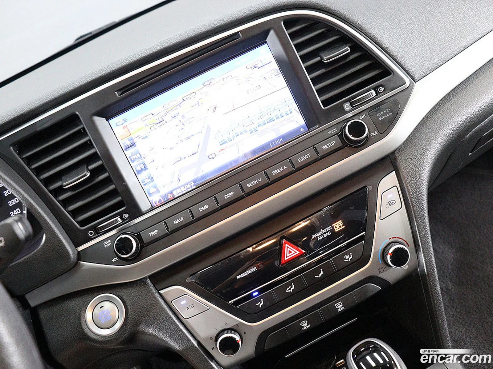Hyundai Elantra AD 2017 — 7