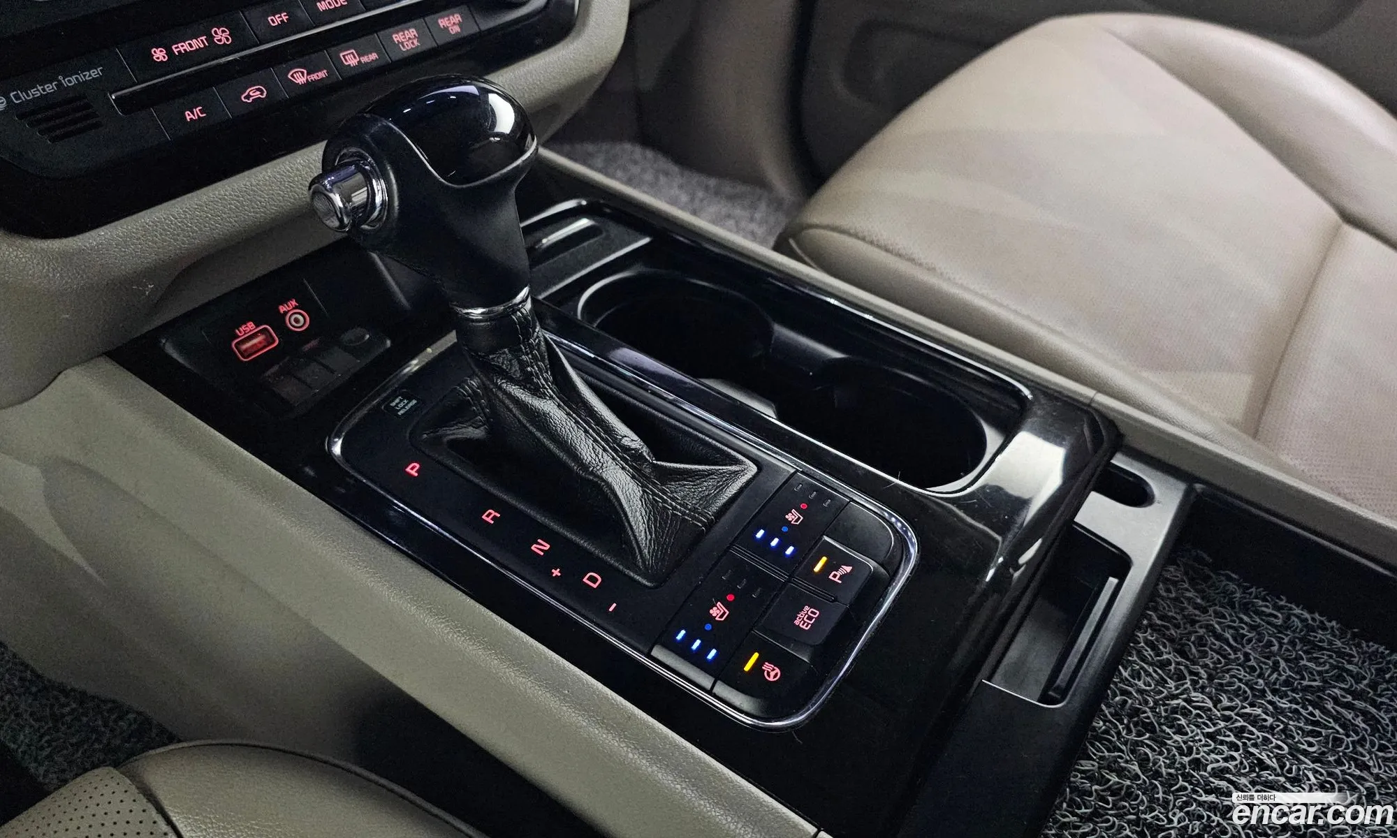 Kia Carnival 2016 KNAMC81ABGS240193 — 4