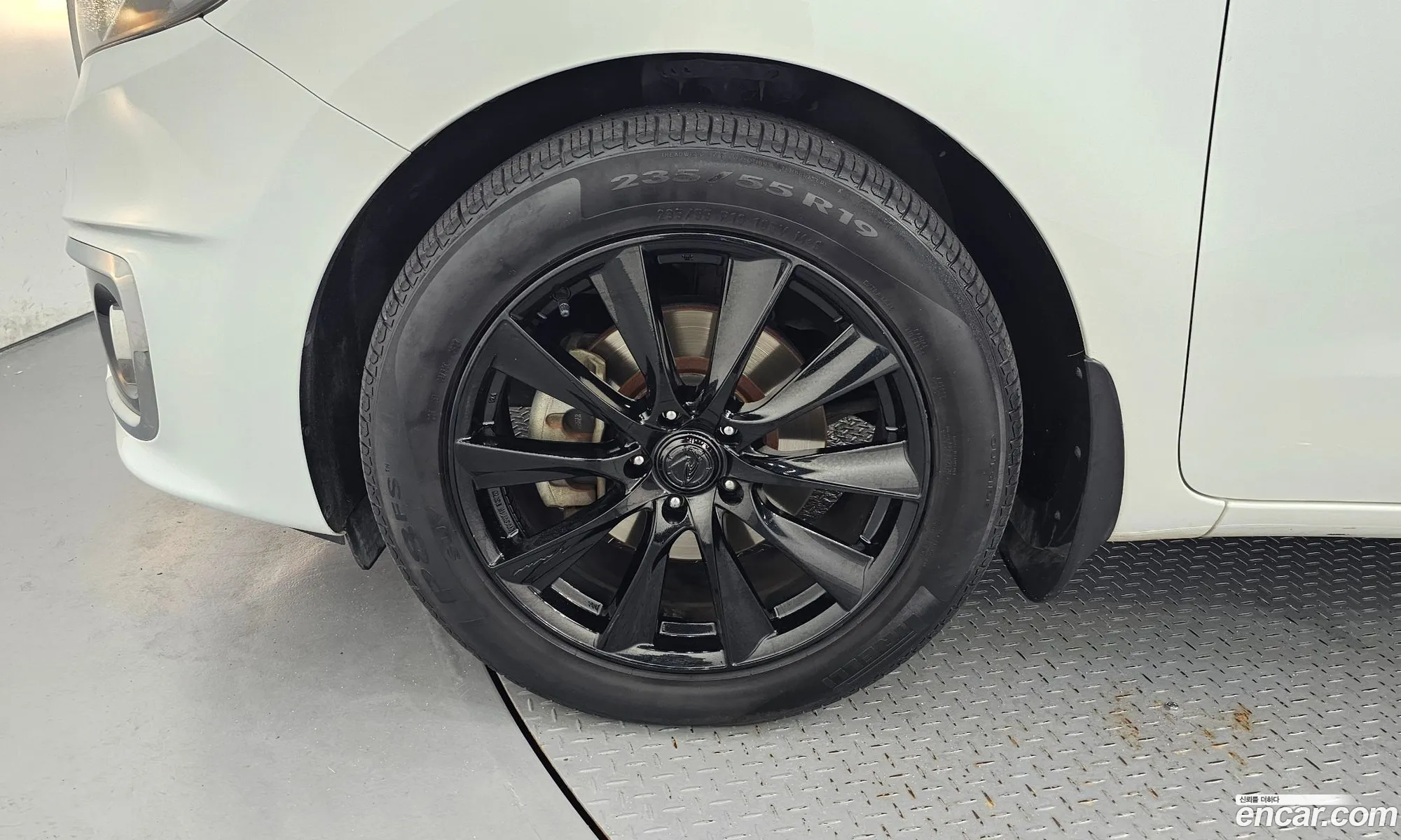 Kia Carnival 2016 KNAMC81ABGS240193 — 7