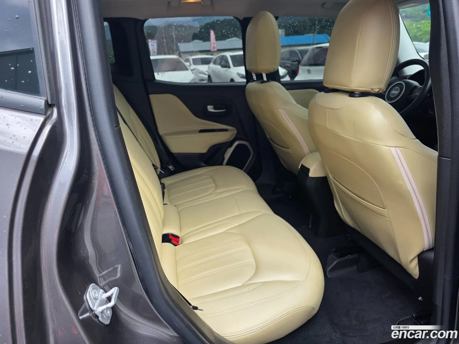 Jeep Renegade 2016 — 9