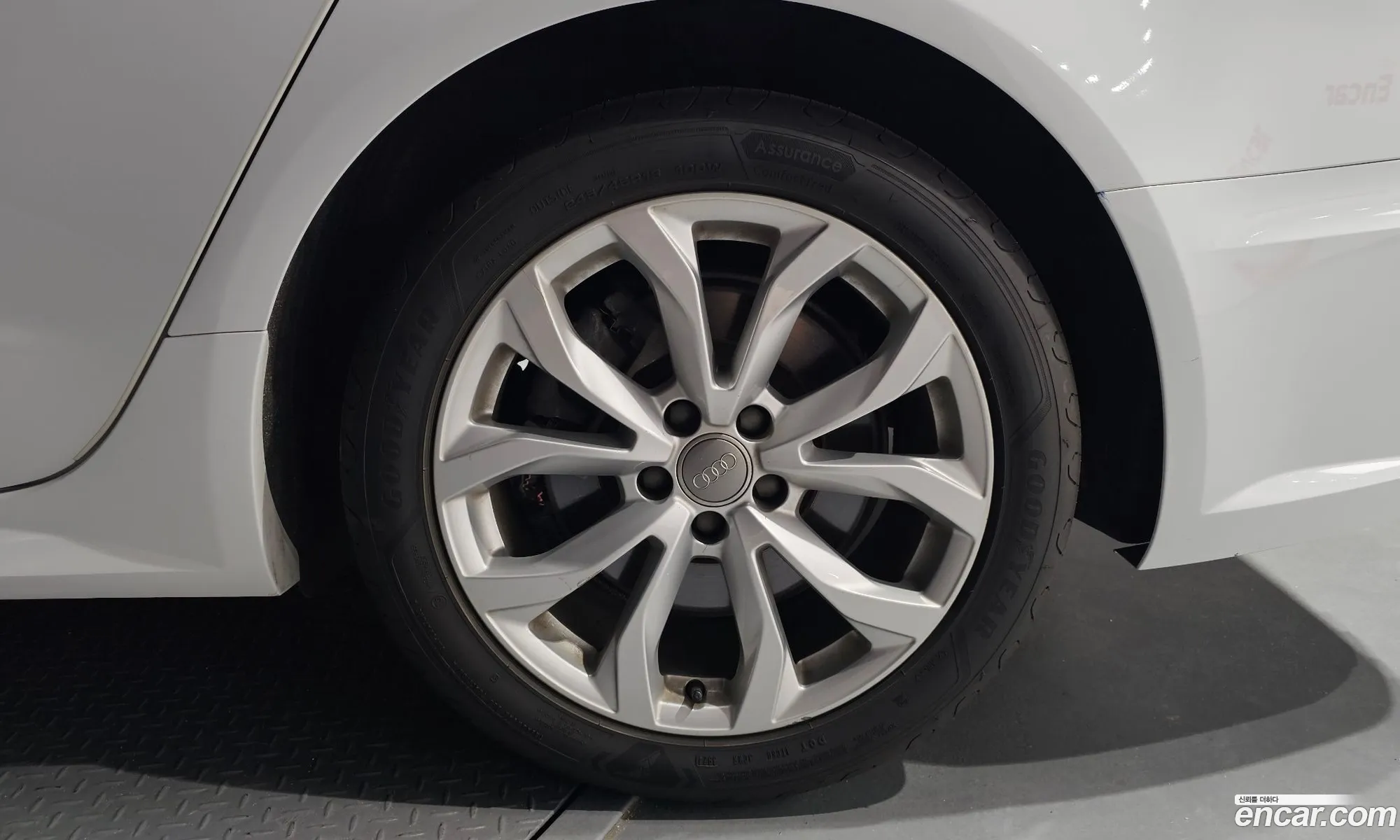 Audi A6 2018 — 29