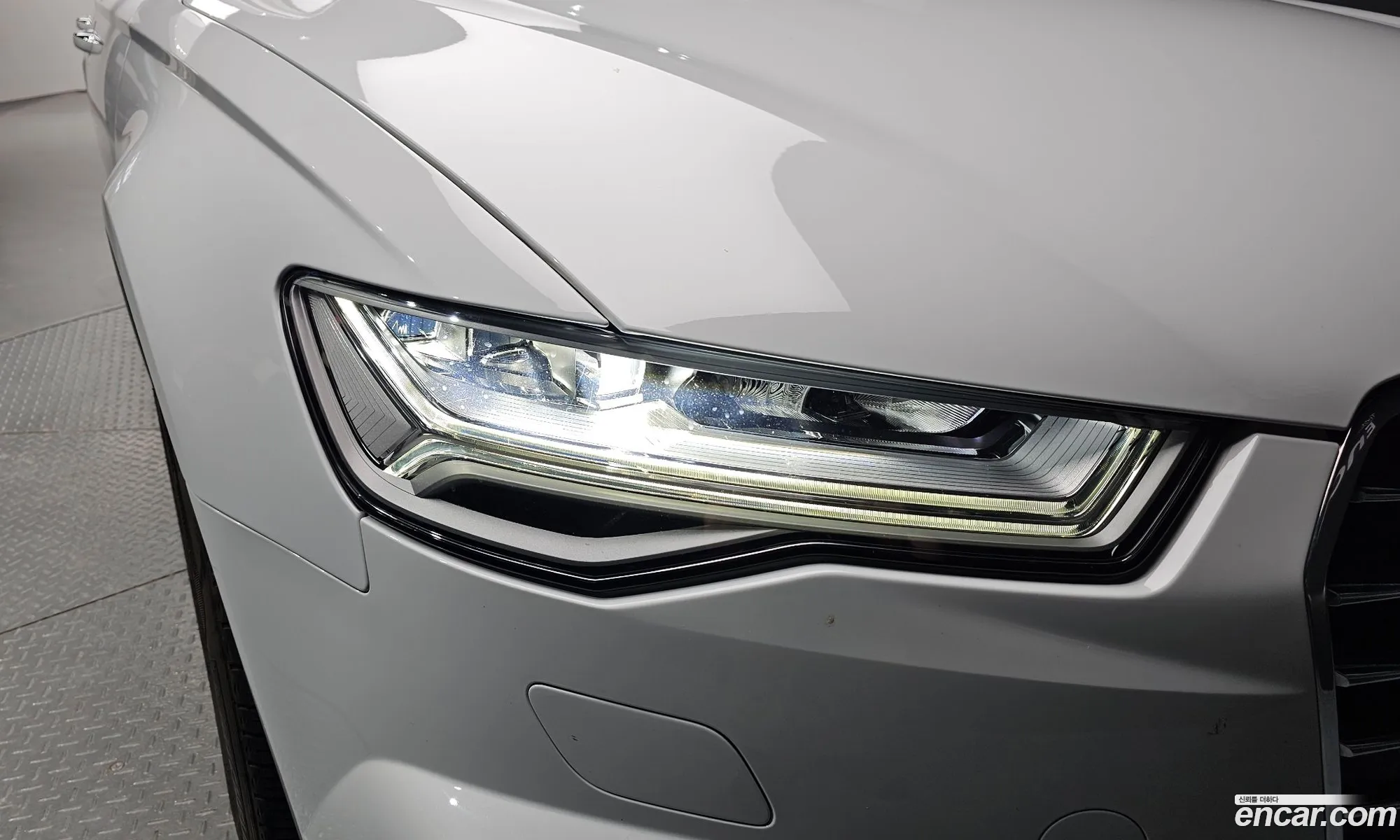 Audi A6 2018 — 32