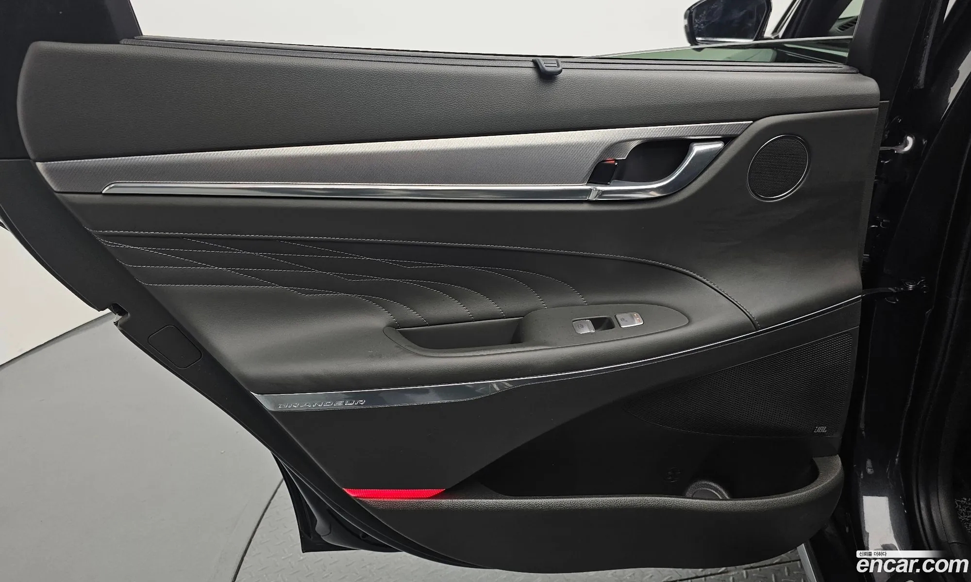 Hyundai Grandeur IG 2020 — 15