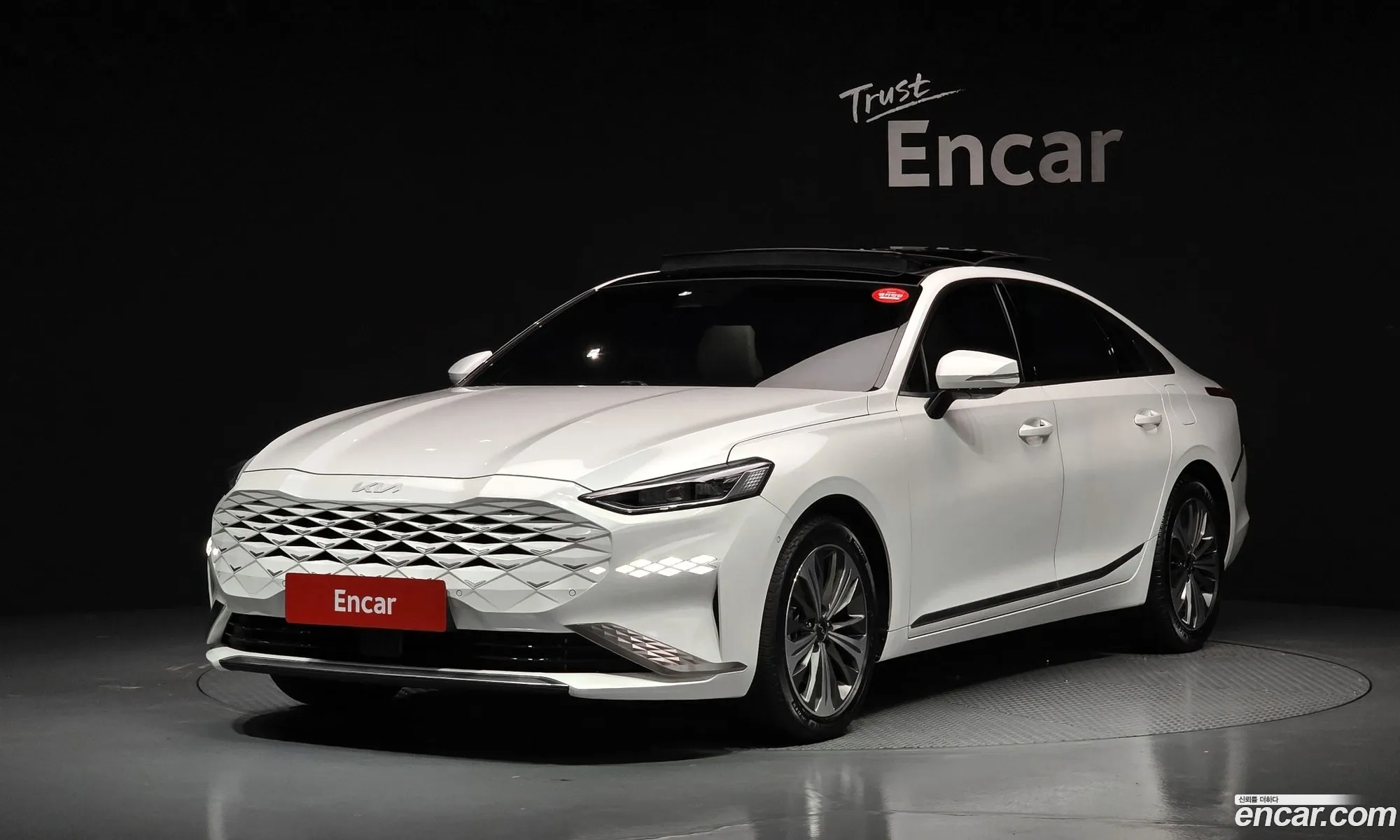 Kia K8 Hybrid 2023 — 2
