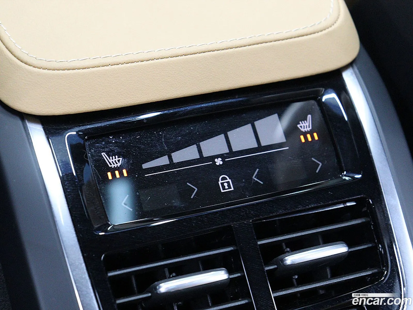 Volvo XC90 2024 — 16