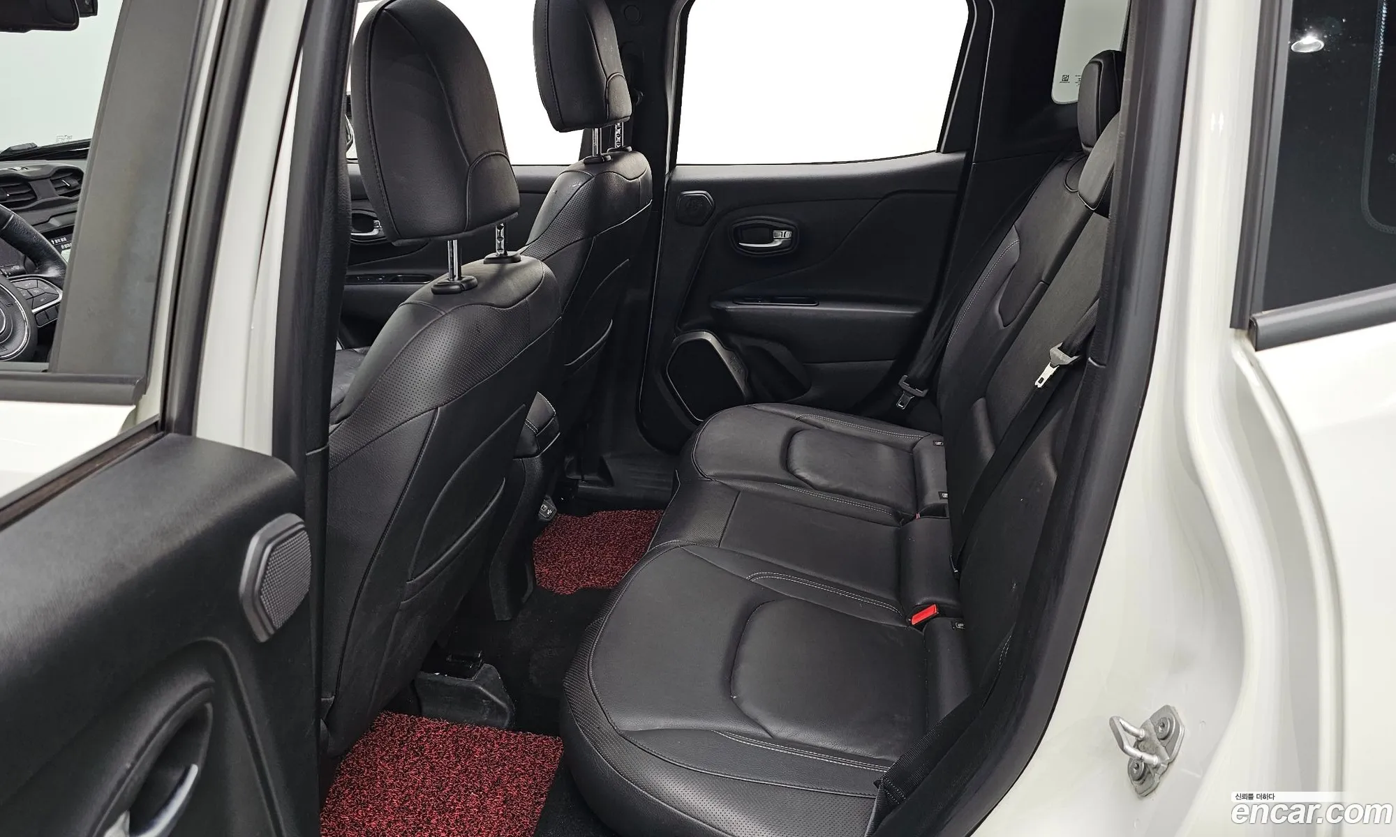 Jeep Renegade 2018 1C4BU0000JPH40943 — 12