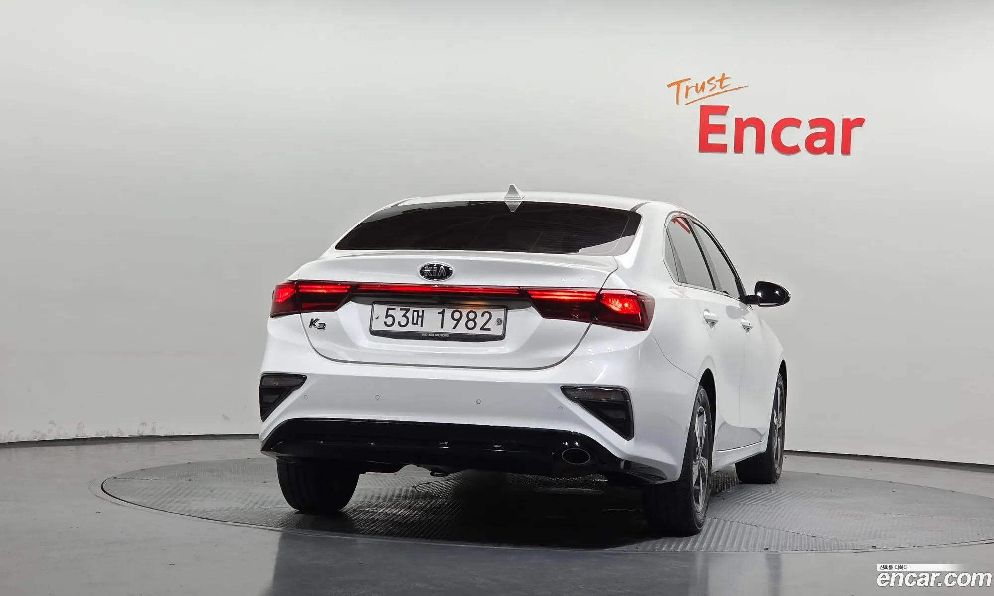 Kia K3 2018 — 16