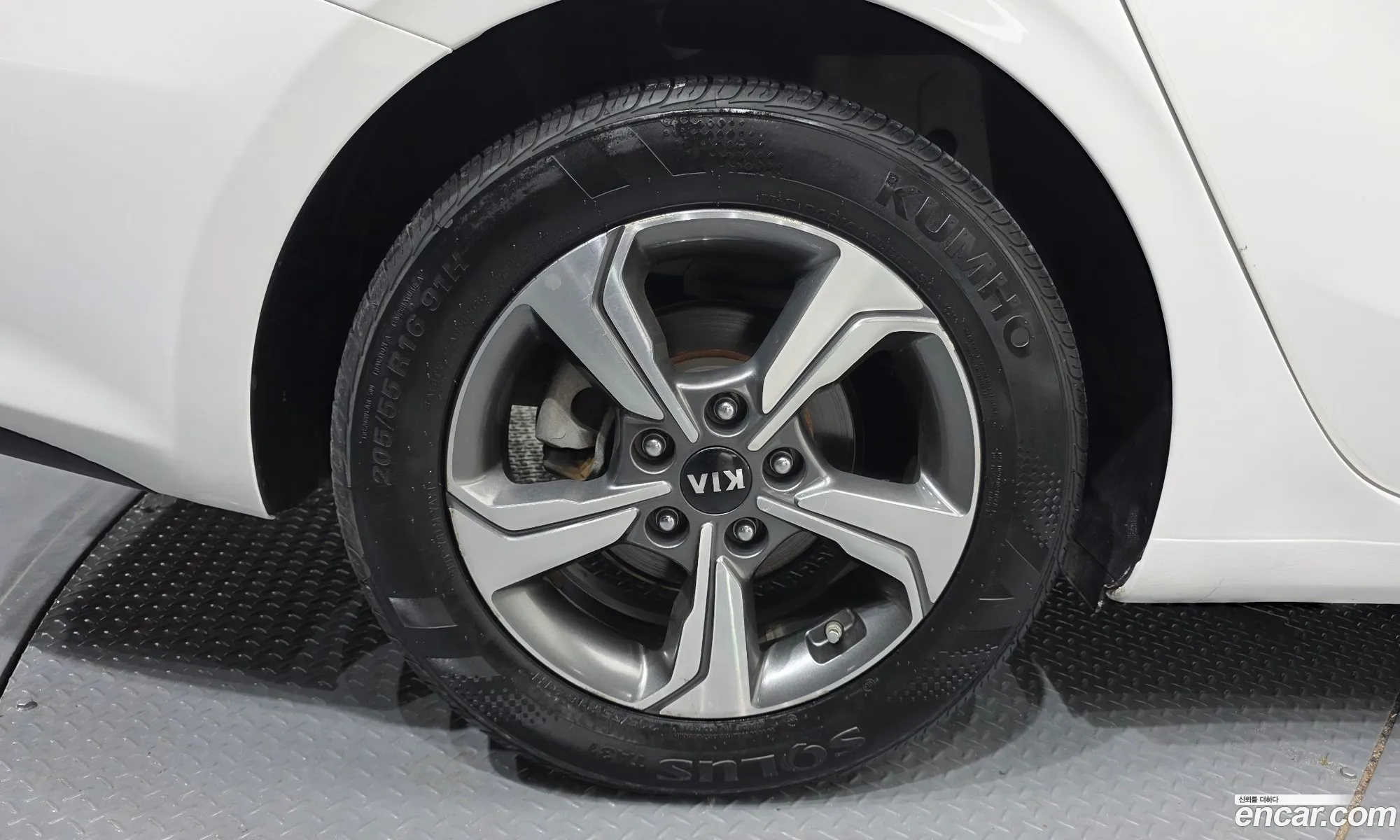 Kia K3 2018 — 15