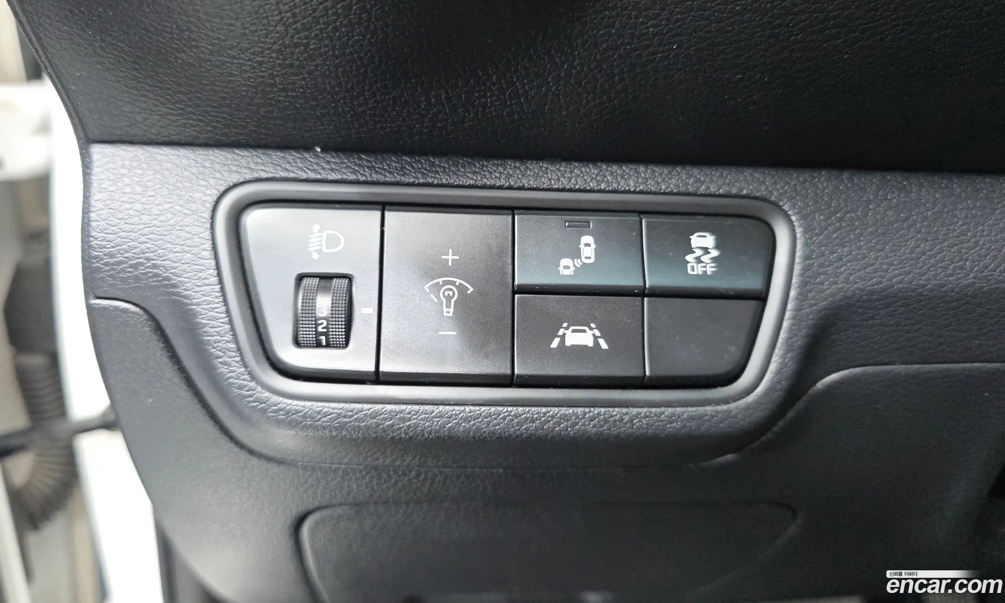 Kia K3 2018 — 6