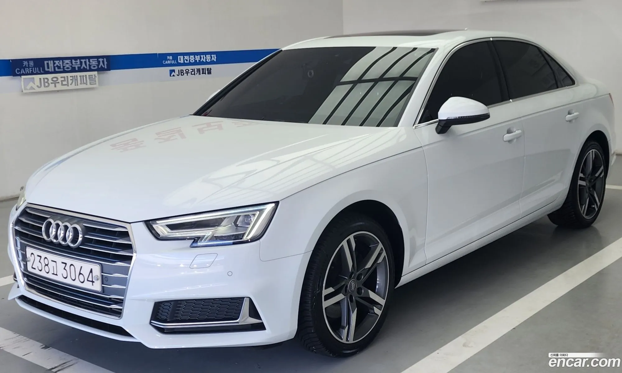 Audi A4 2019 — 16