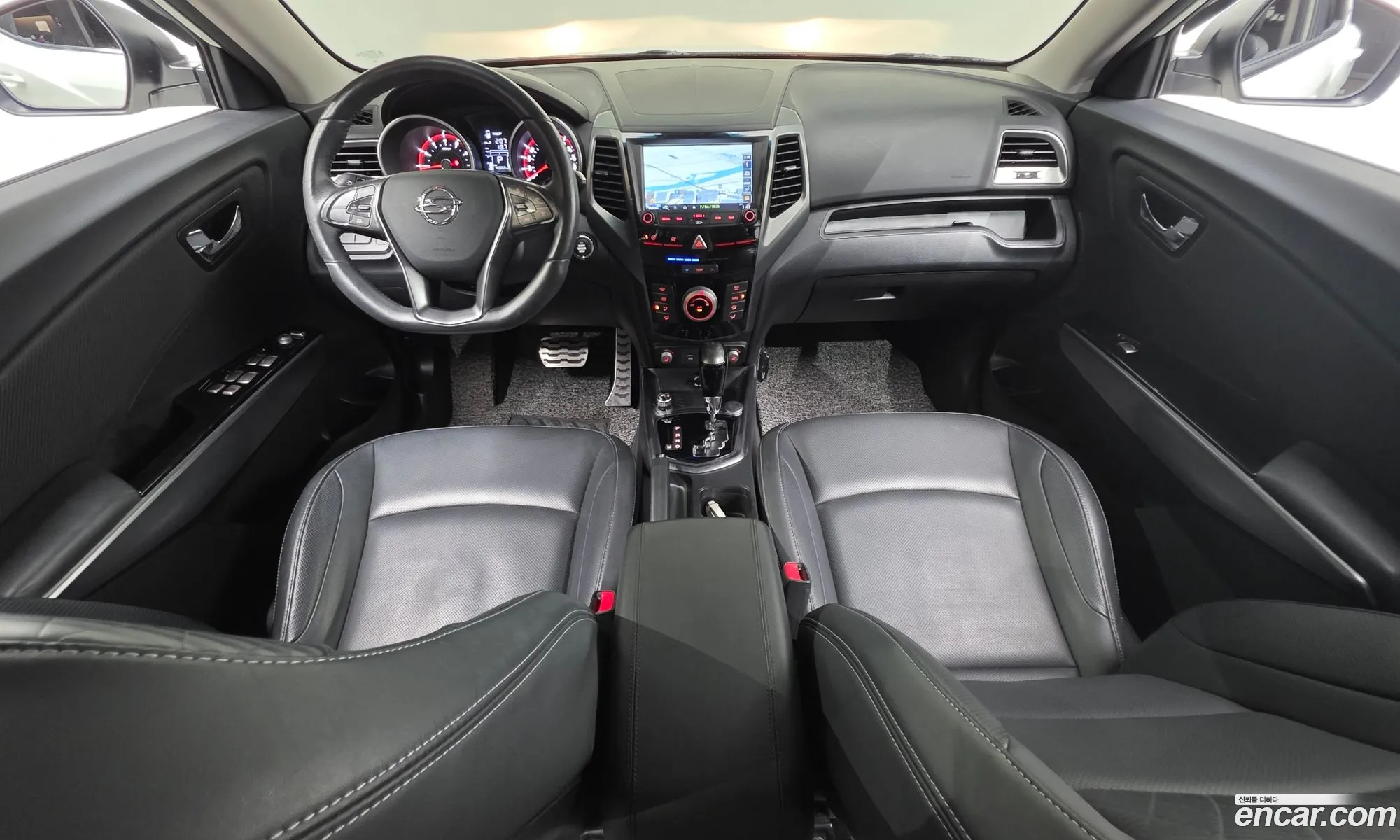 KG Mobility (SsangYong) Tivoli Armour 2018 — 2