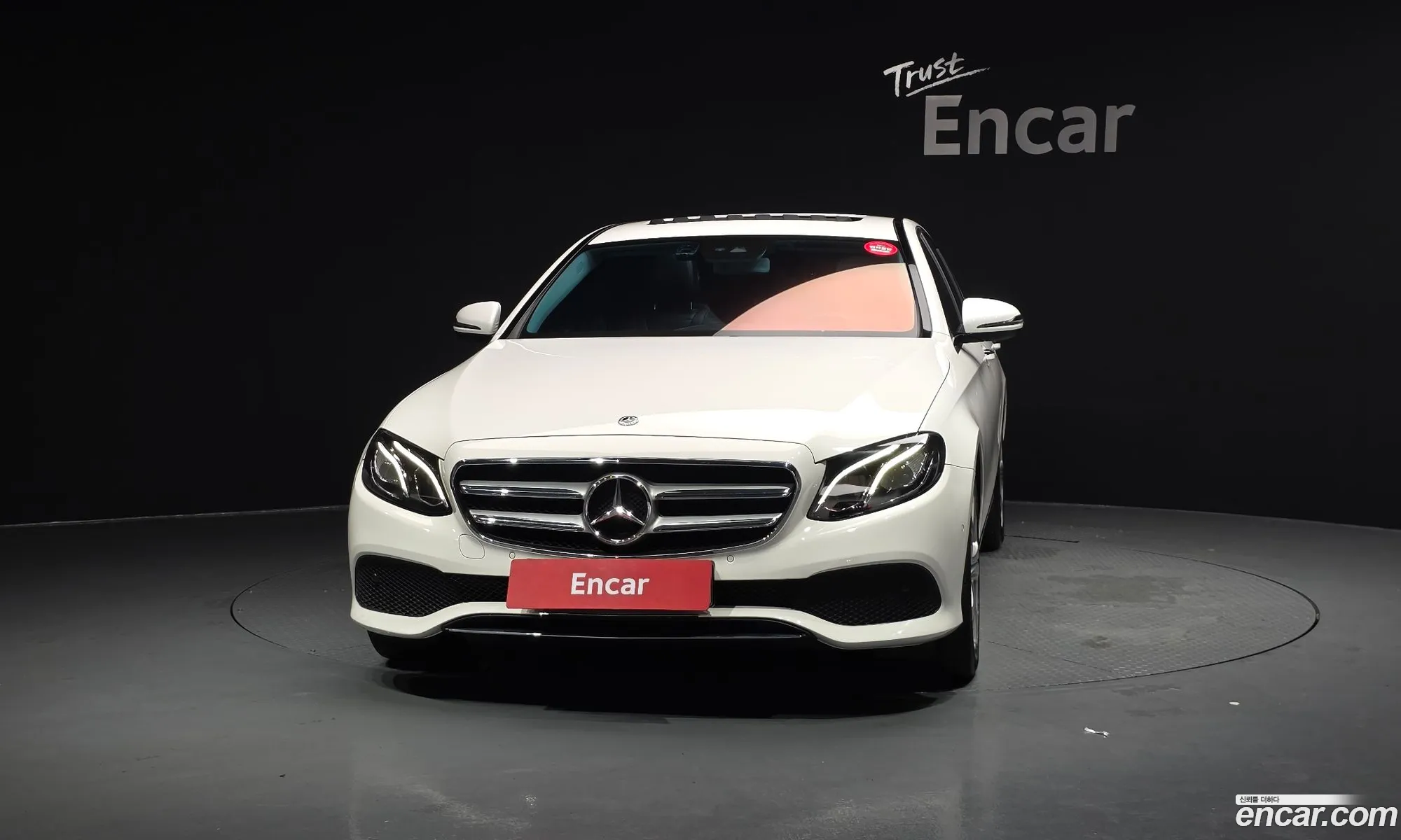 Mercedes-Benz E-Class W213 2018 — 19