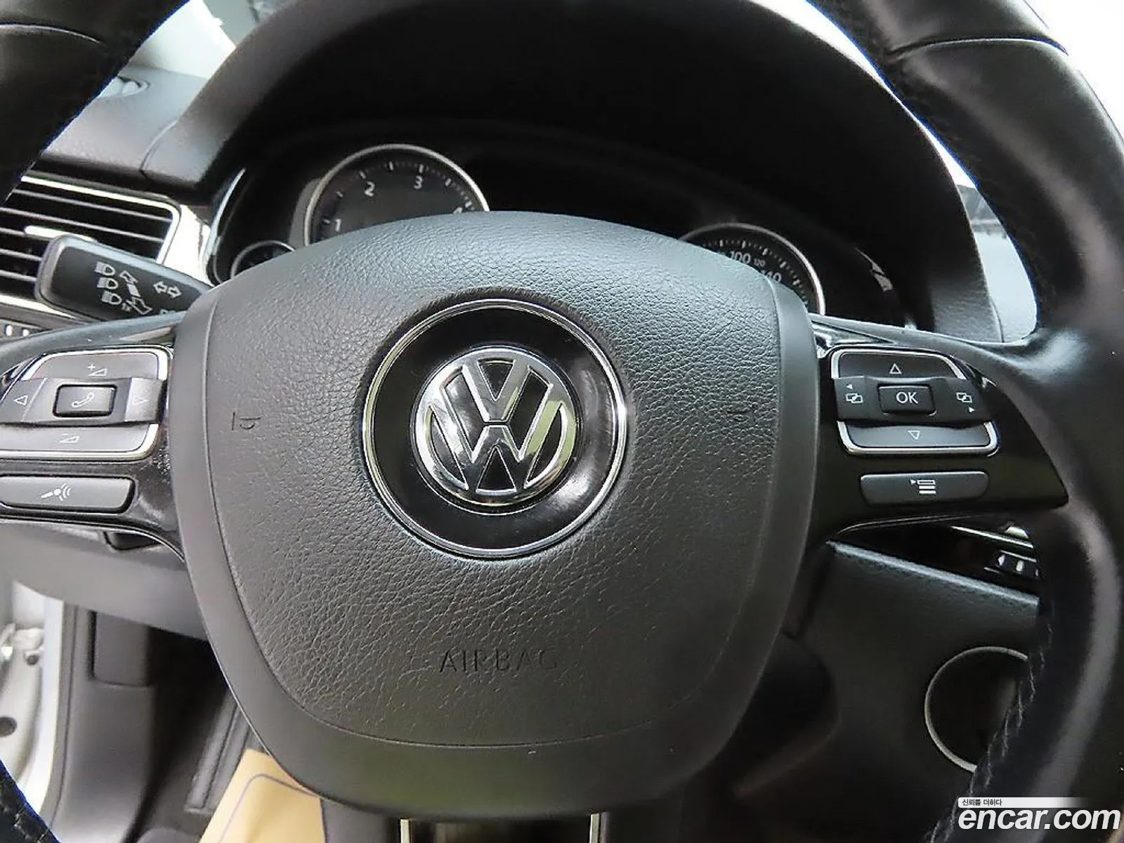 Volkswagen Touareg 2014 — 20