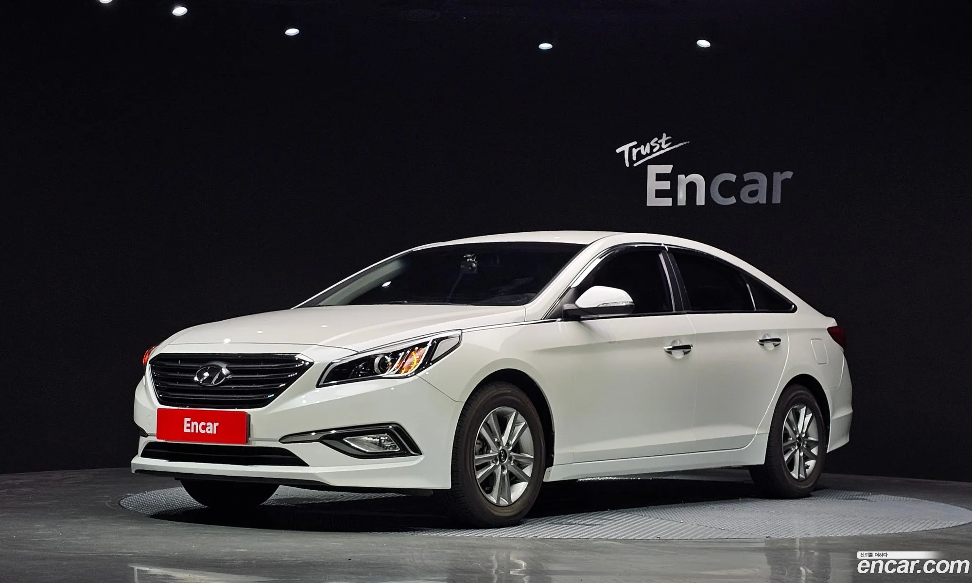Hyundai LF Sonata 2016 KMHE341DBHA297903 — 3