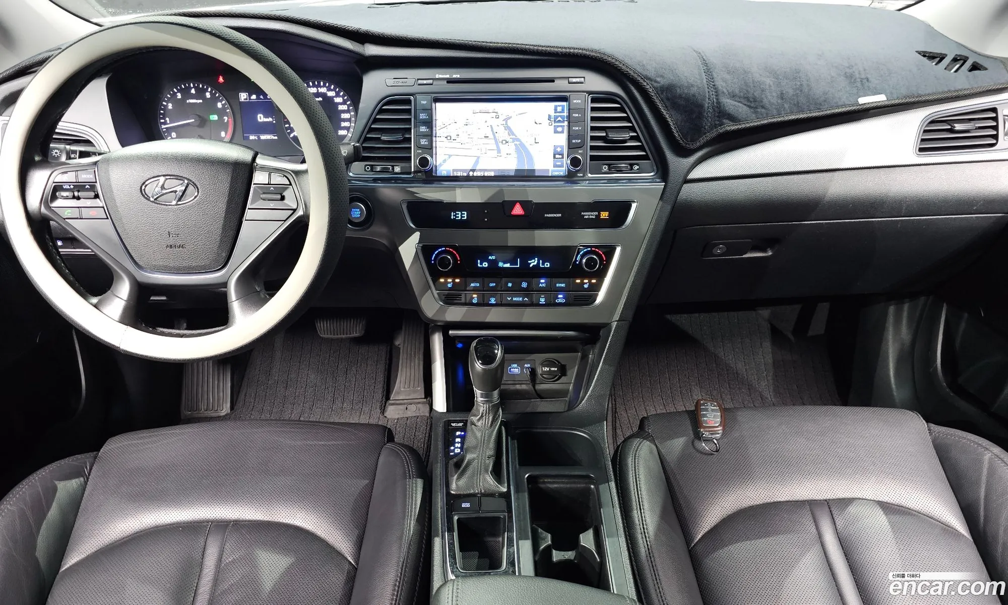 Hyundai LF Sonata 2016 KMHE341DBHA297903 — 2