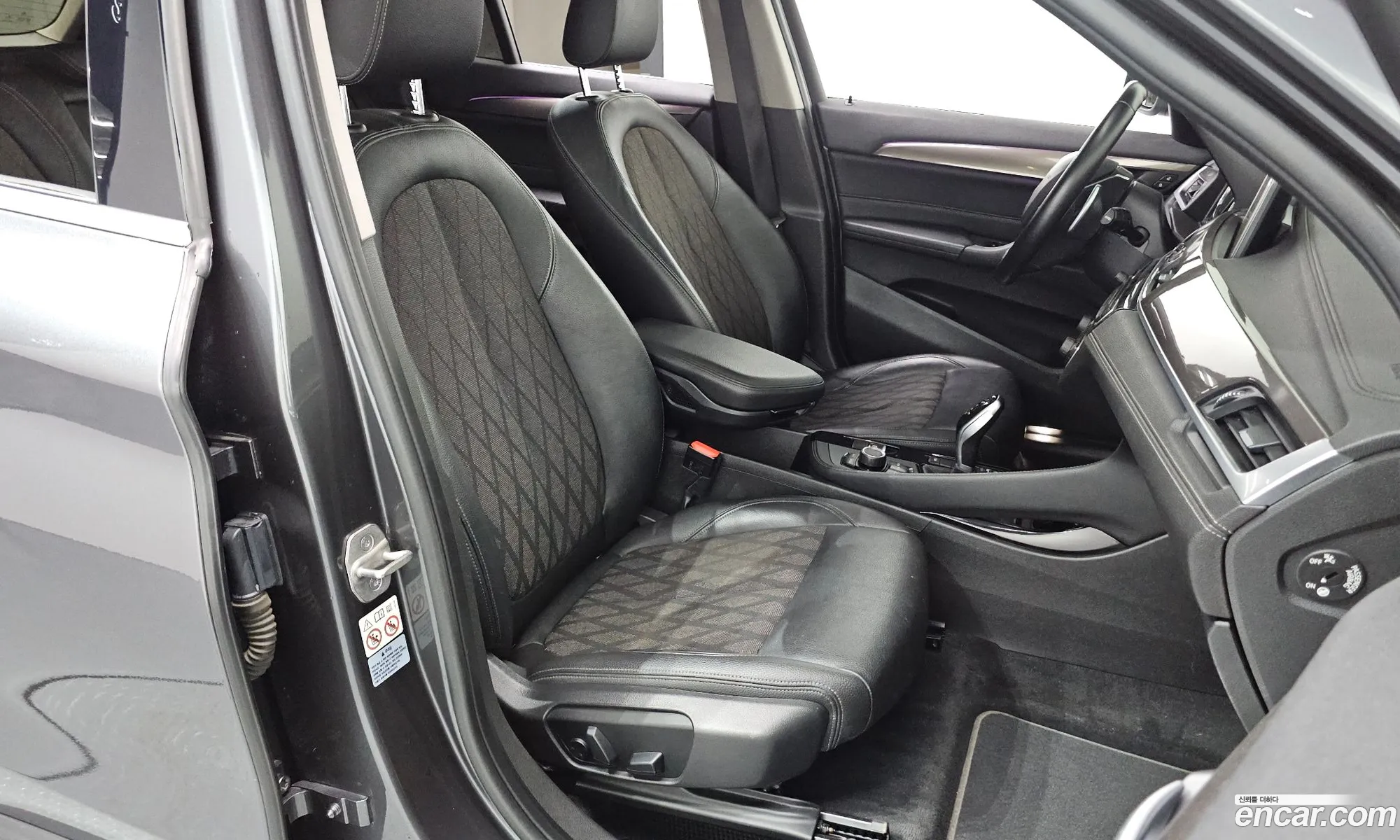 BMW X1 2021 WBA11DG09M5S50129 — 11
