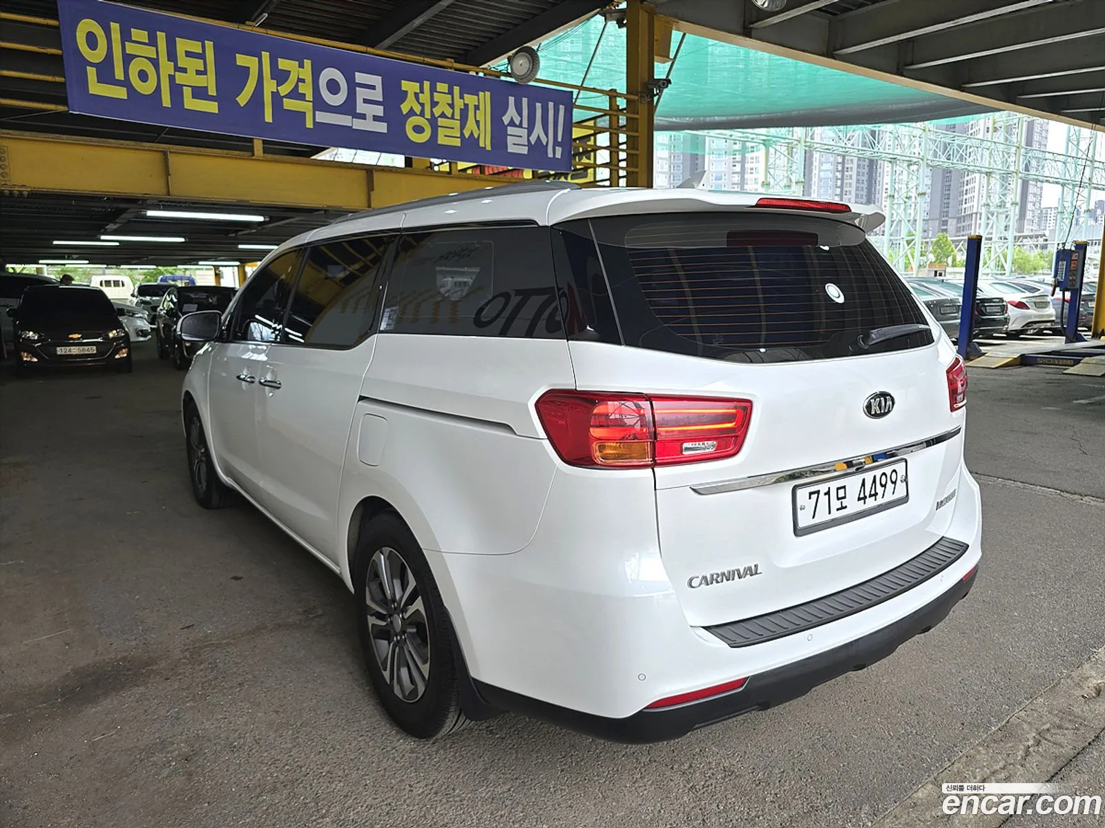 Kia Carnival 2019 — 2