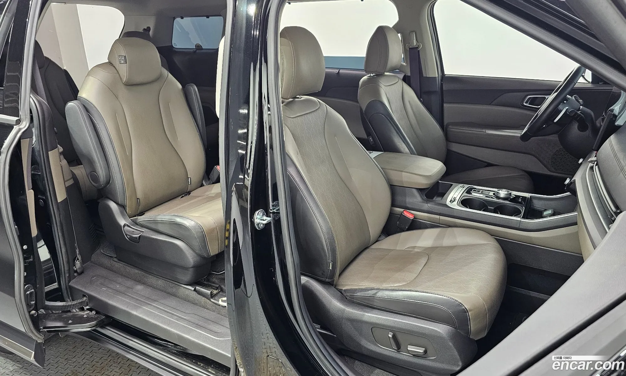 Kia Carnival 2024 — 3