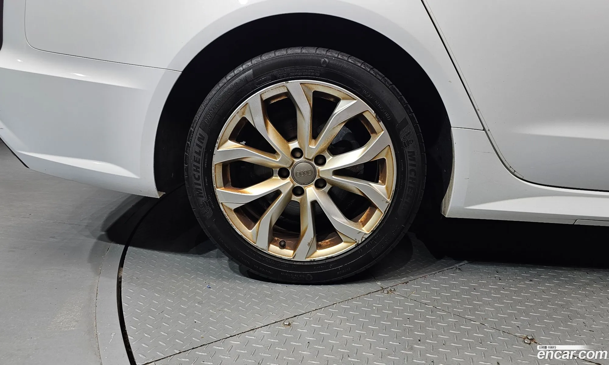 Audi A6 2018 WAUZZZ4G7JN075109 — 5