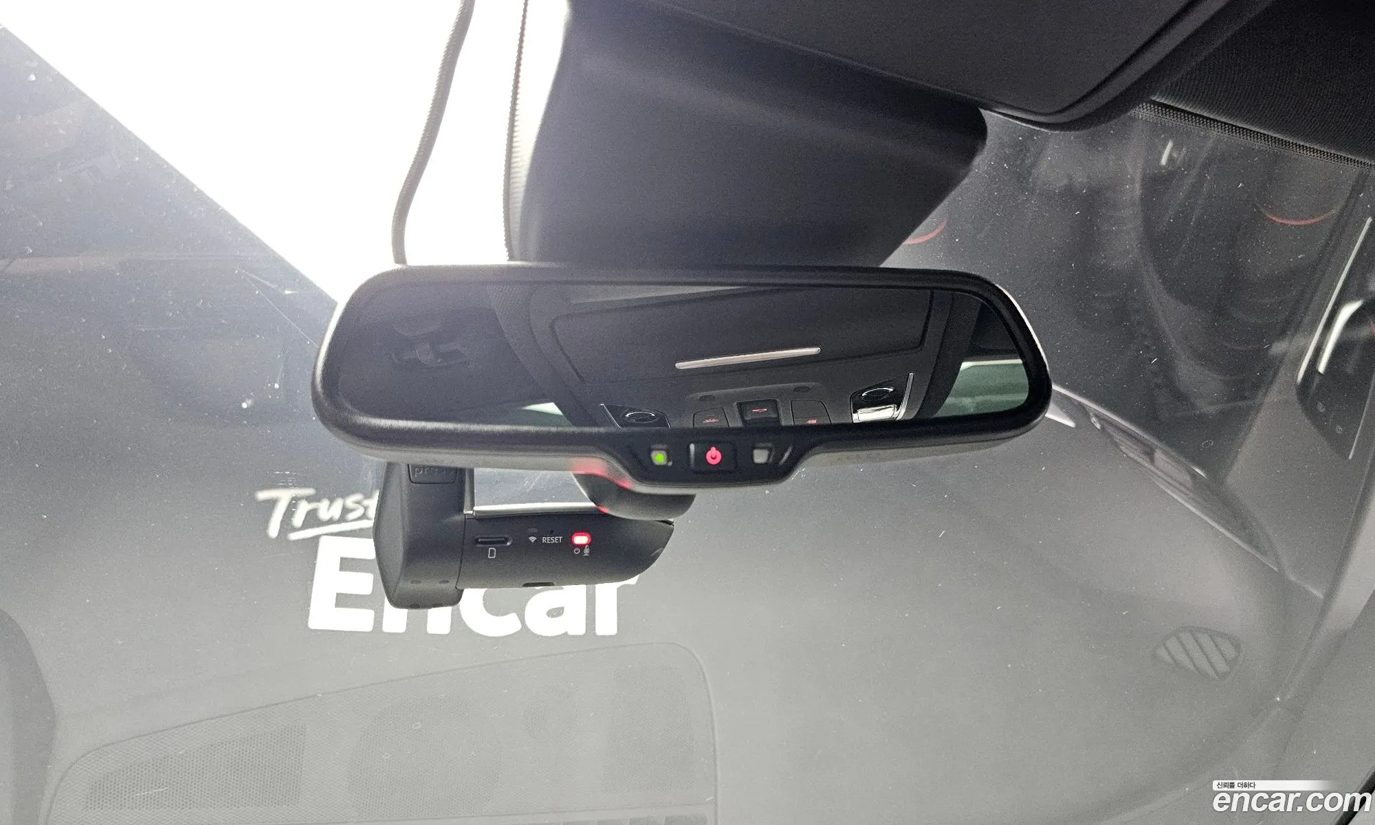 Audi A6 2018 WAUZZZ4G7JN075109 — 7