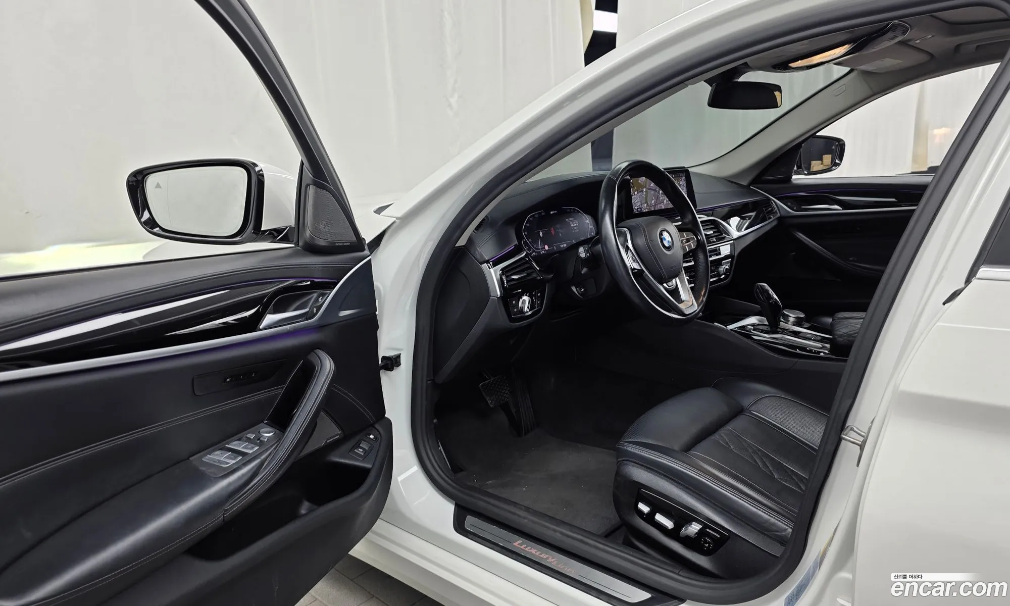 BMW 5 Series 2020 WBAJS9105LCE51994 — 14