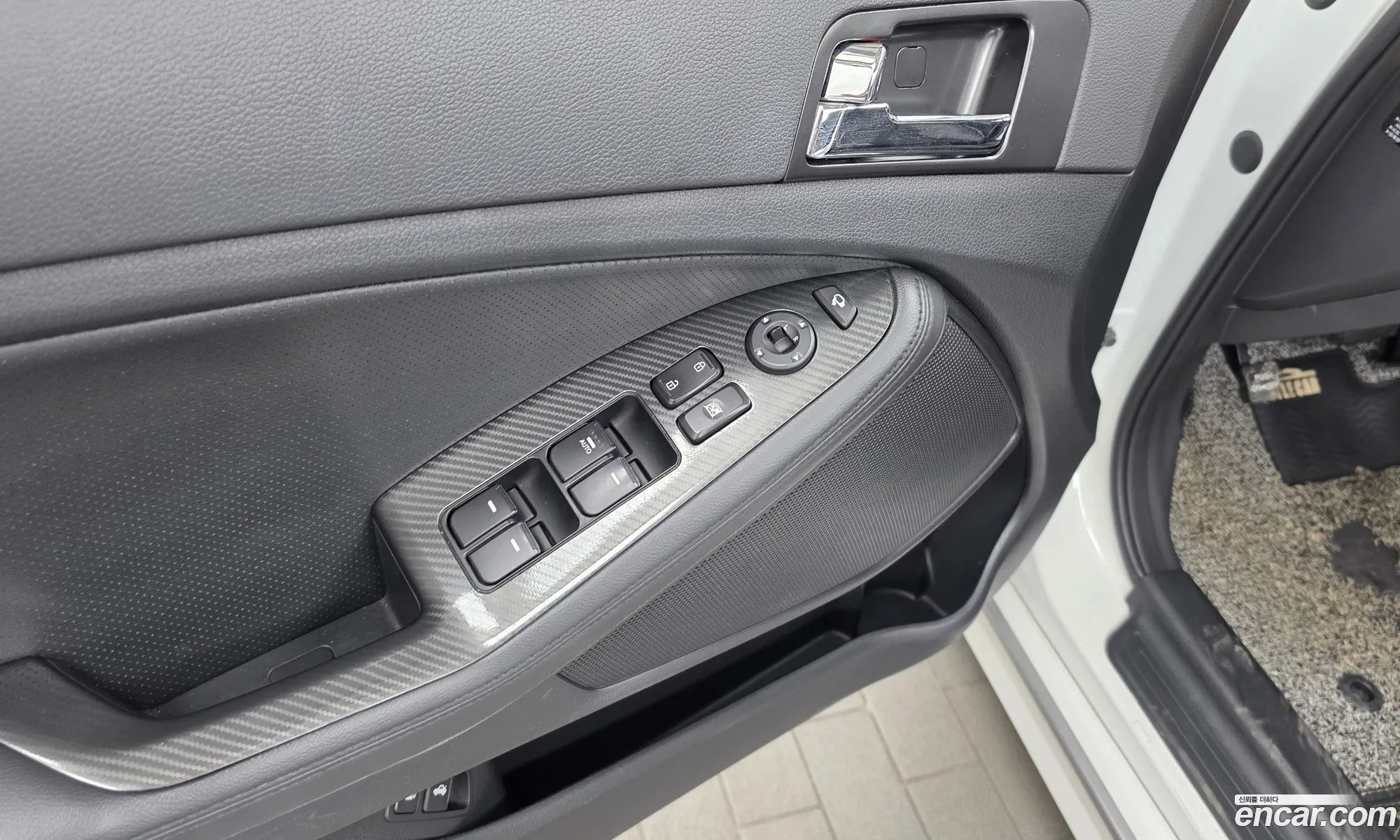 Kia K5 Hybrid 2013 — 29
