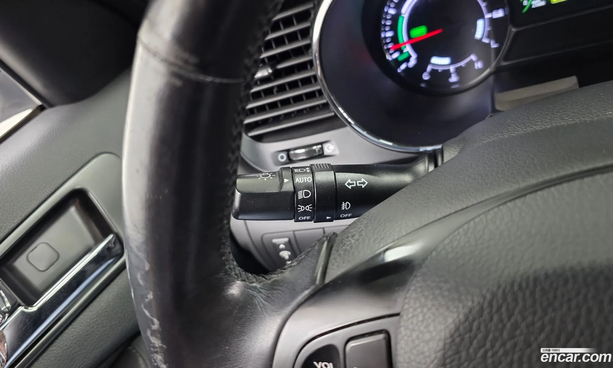 Kia K5 Hybrid 2013 — 8