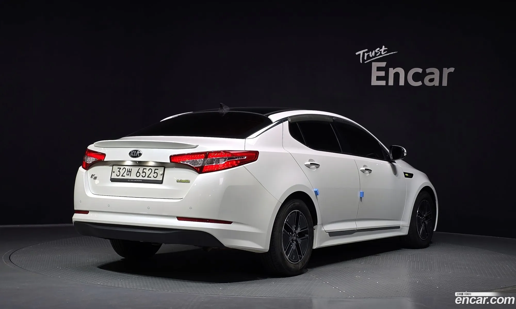 Kia K5 Hybrid 2013 — 27