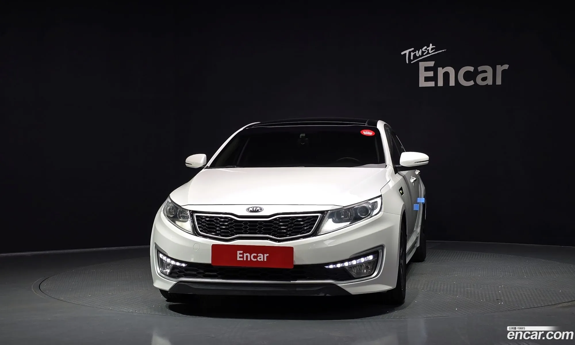 Kia K5 Hybrid 2013 — 17