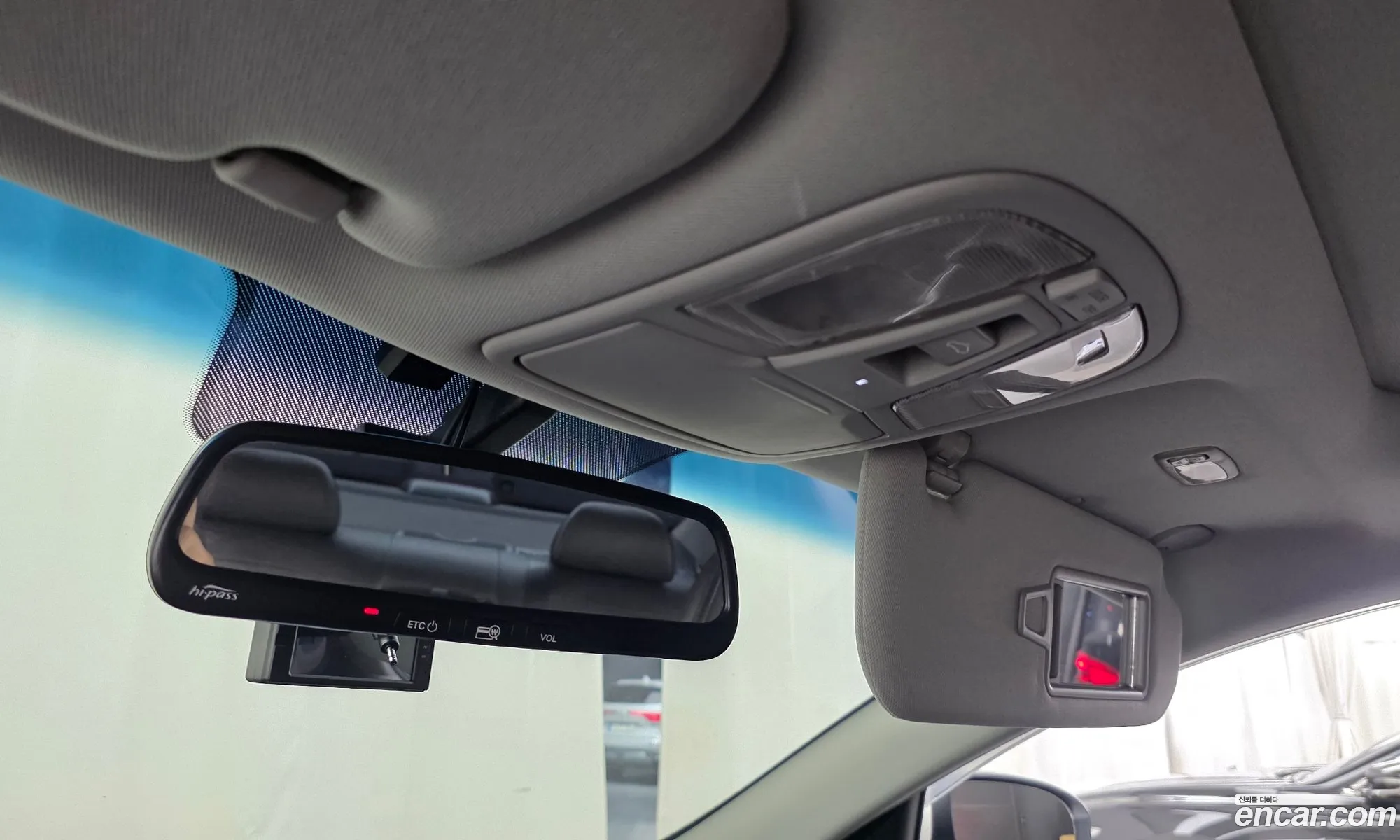 Kia K5 Hybrid 2013 — 31