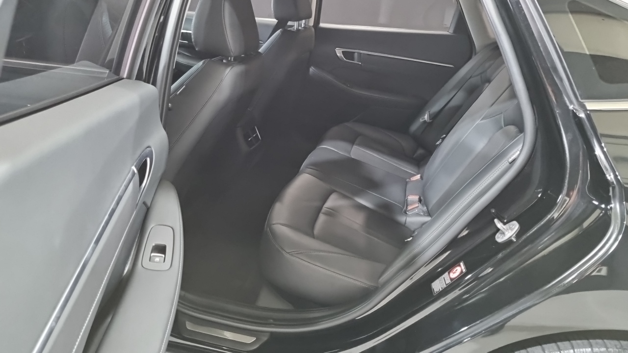 Hyundai Sonata 2022 — 15