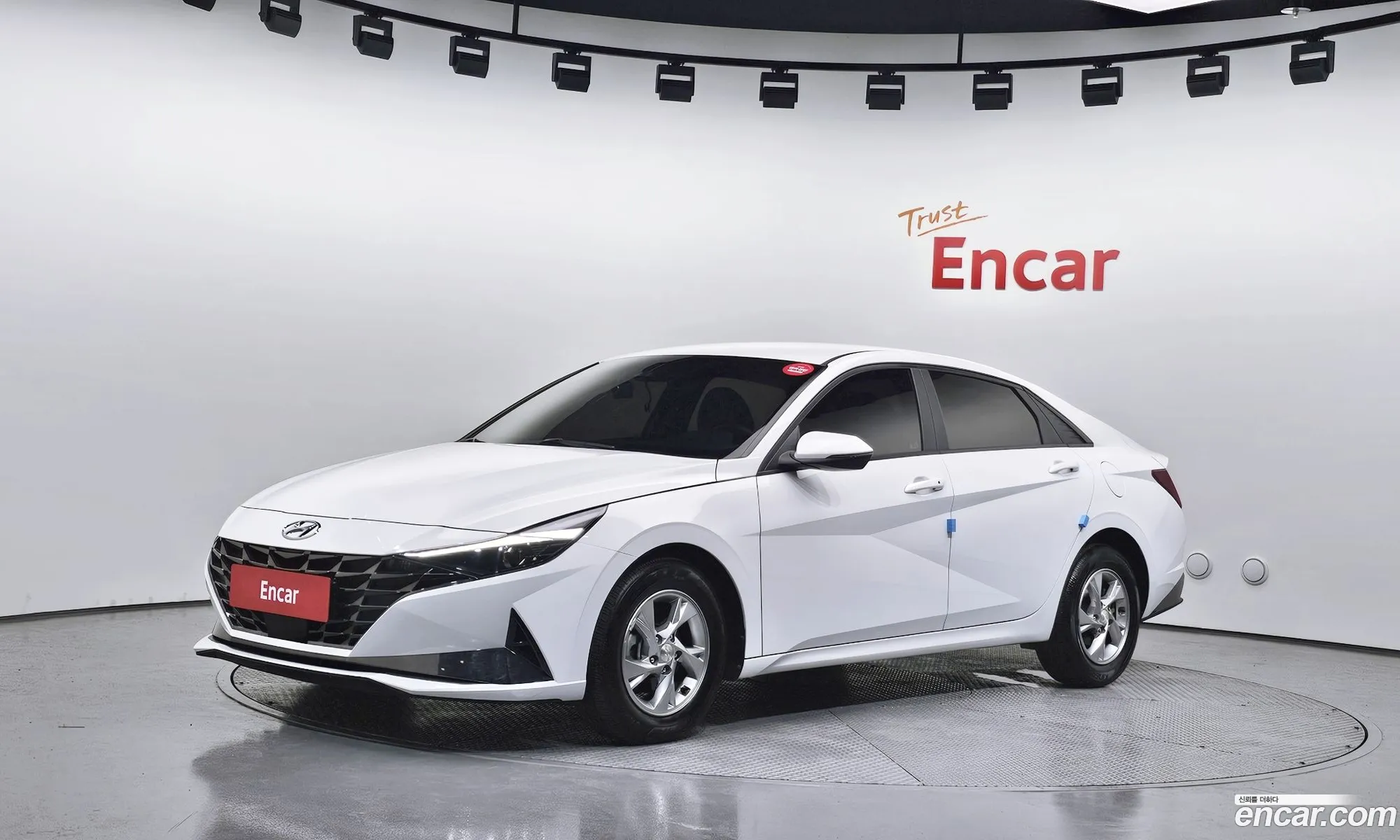 Hyundai Elantra 2020 — 4