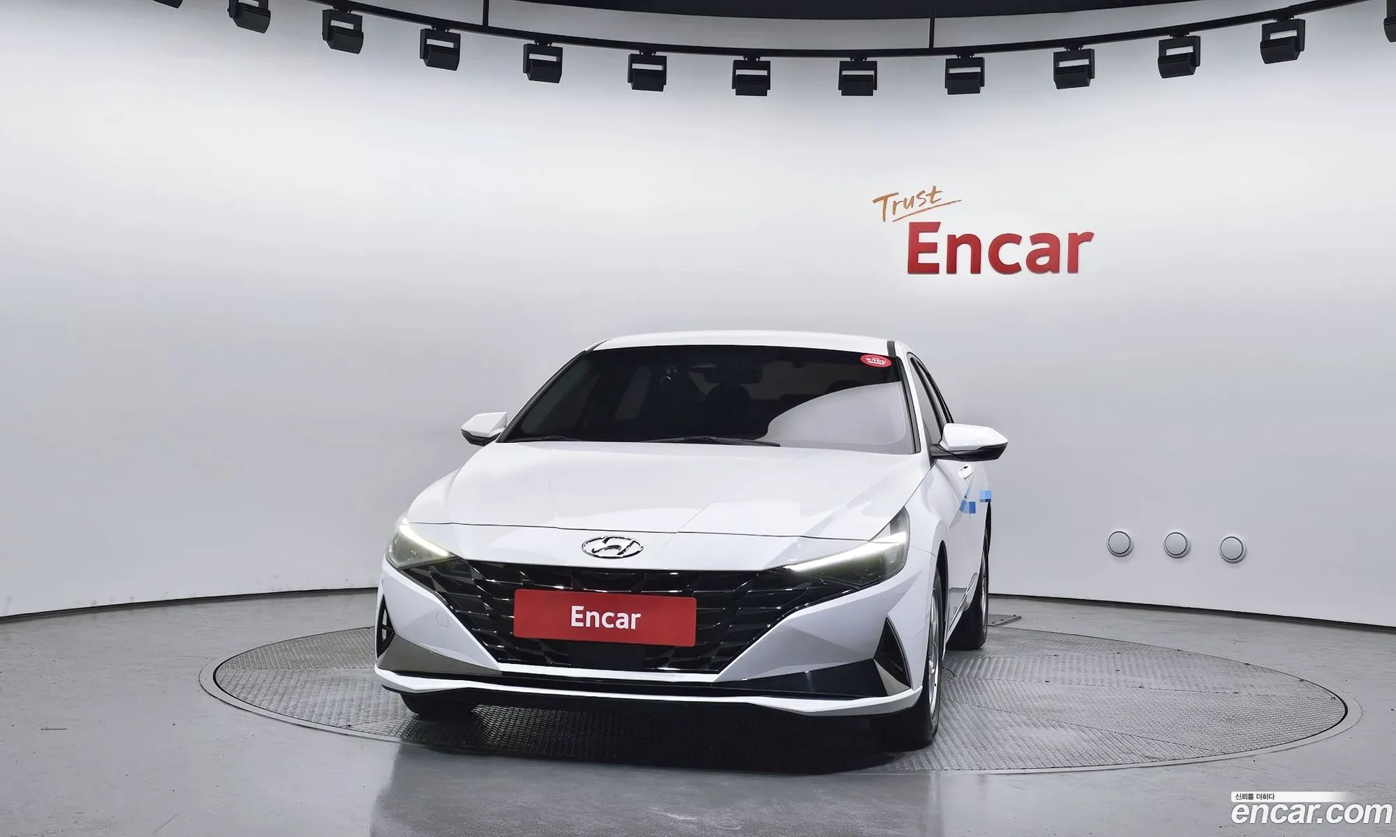 Hyundai Elantra 2020 — 3