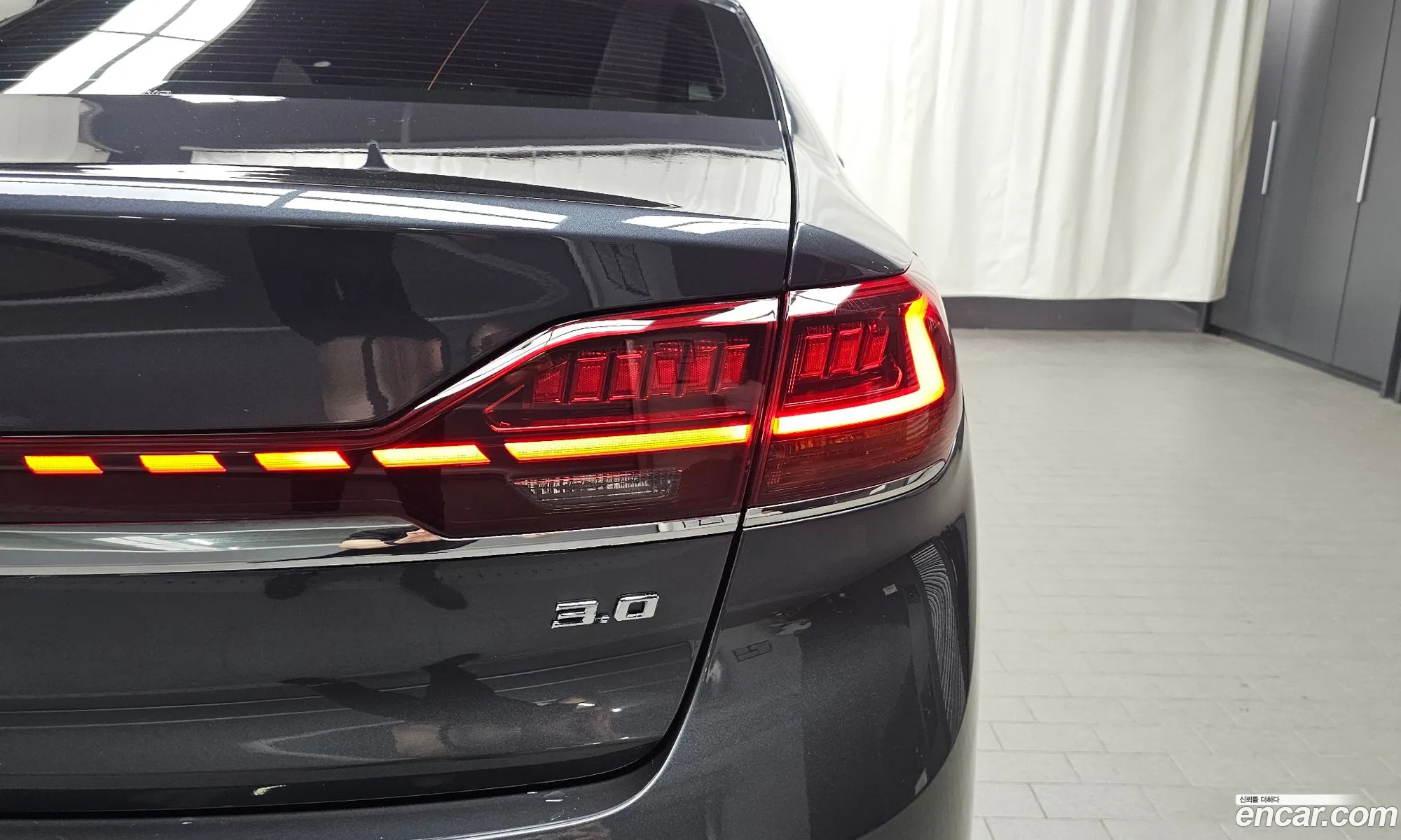 Kia K7 Premier 2019 — 11