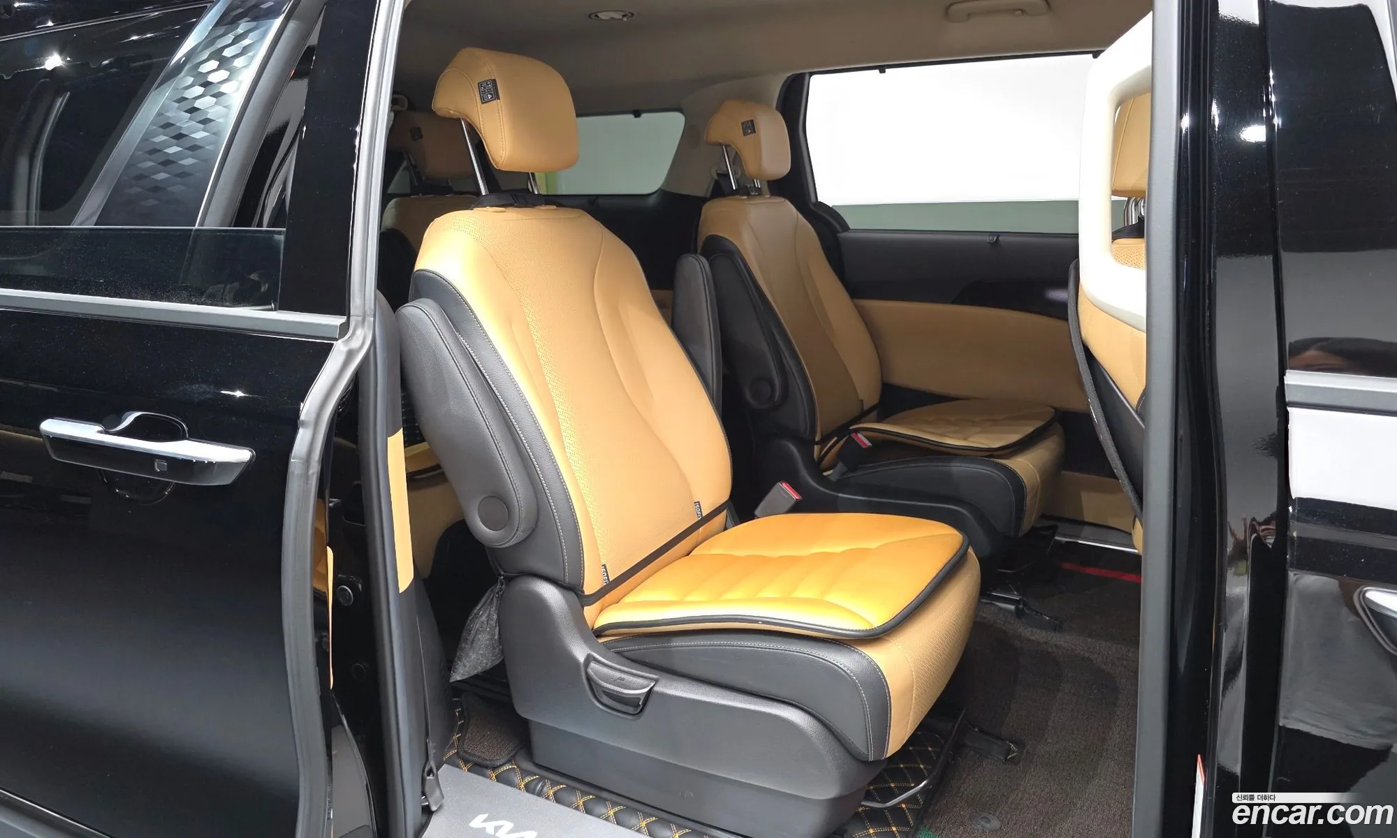 Kia Carnival 2020 KNANE81BBMS013013 — 20