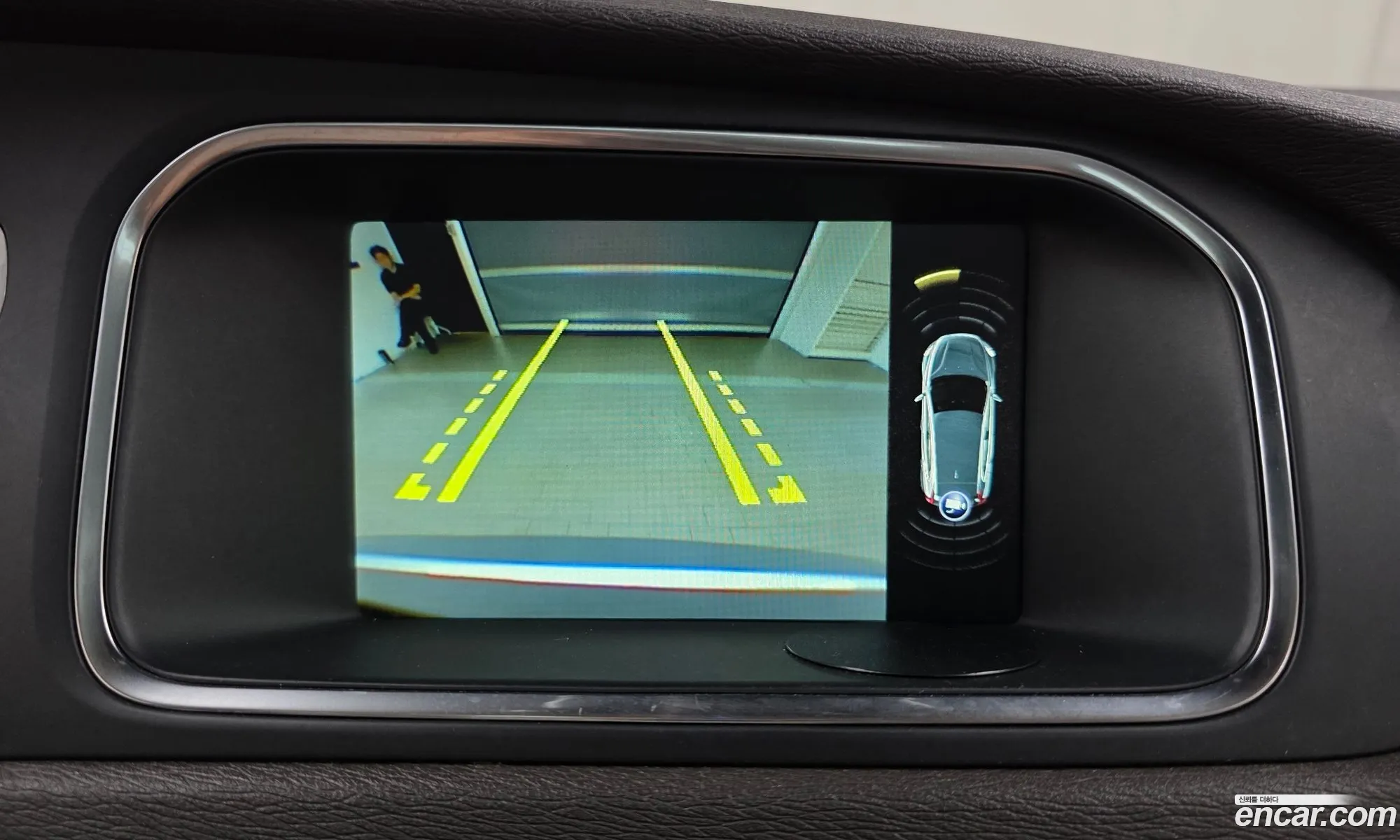 Volvo V40 2016 YV1MVA8KDG2307828 — 7