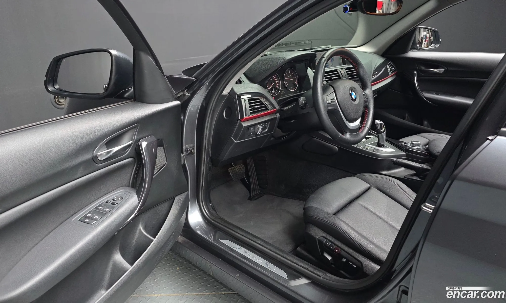 BMW 1 Series 2013 WBA1C3104DE896384 — 4