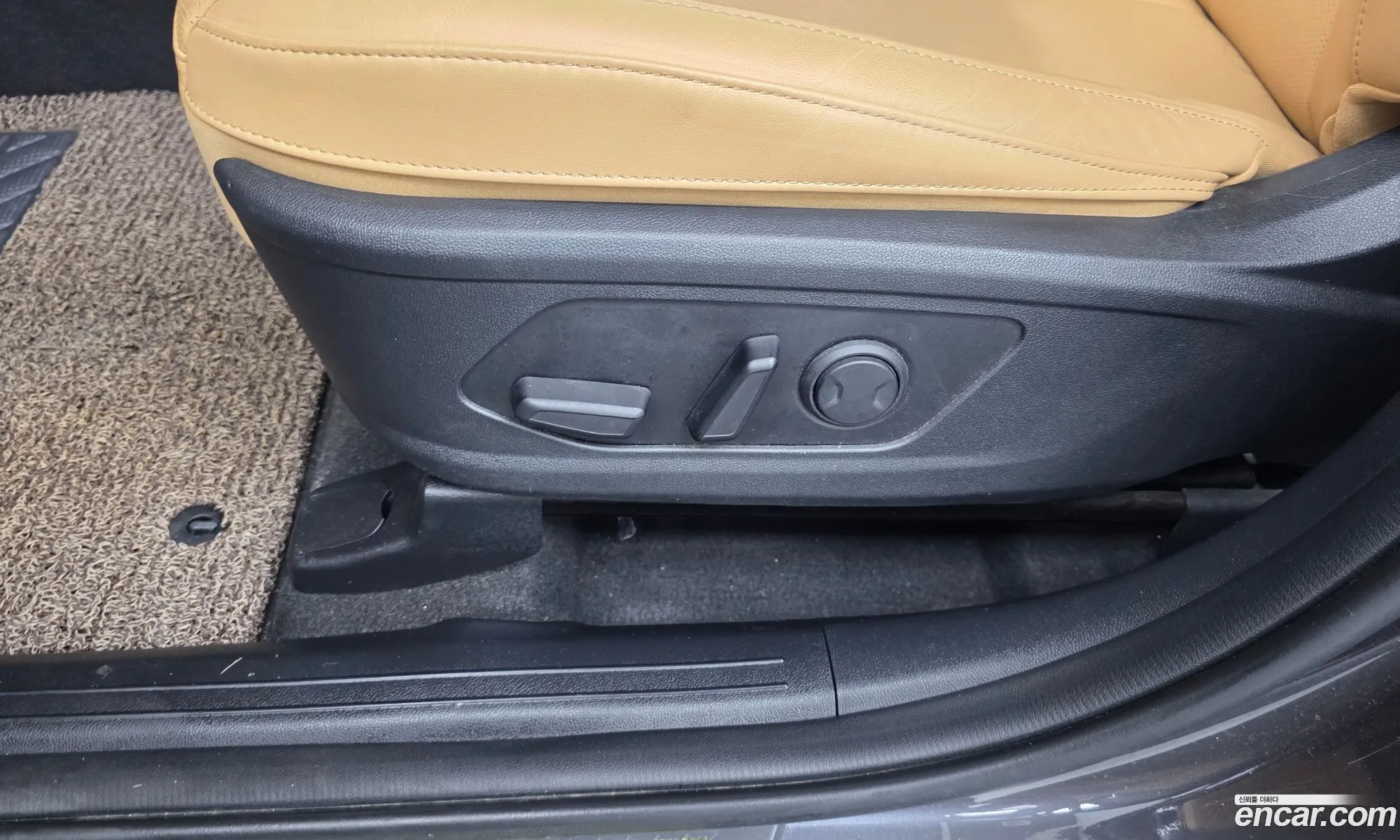Kia Sorento 2022 KNARK81FHNA168684 — 3