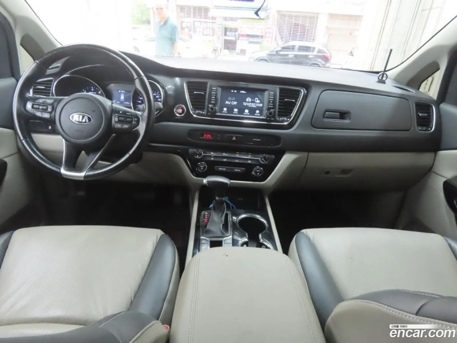 Kia Carnival 2018 — 3
