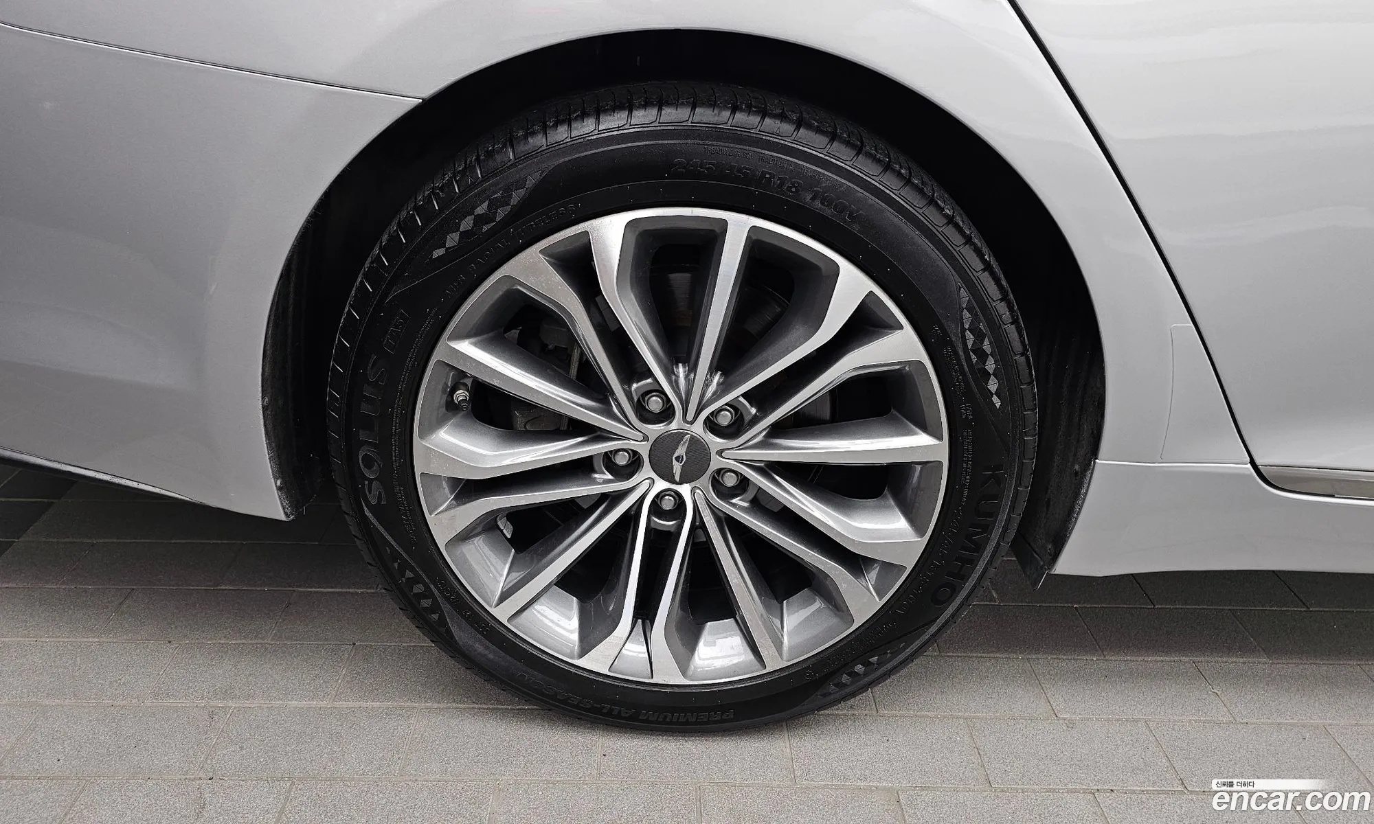 Hyundai Genesis DH 2014 KMHGM41DBFU028205 — 23