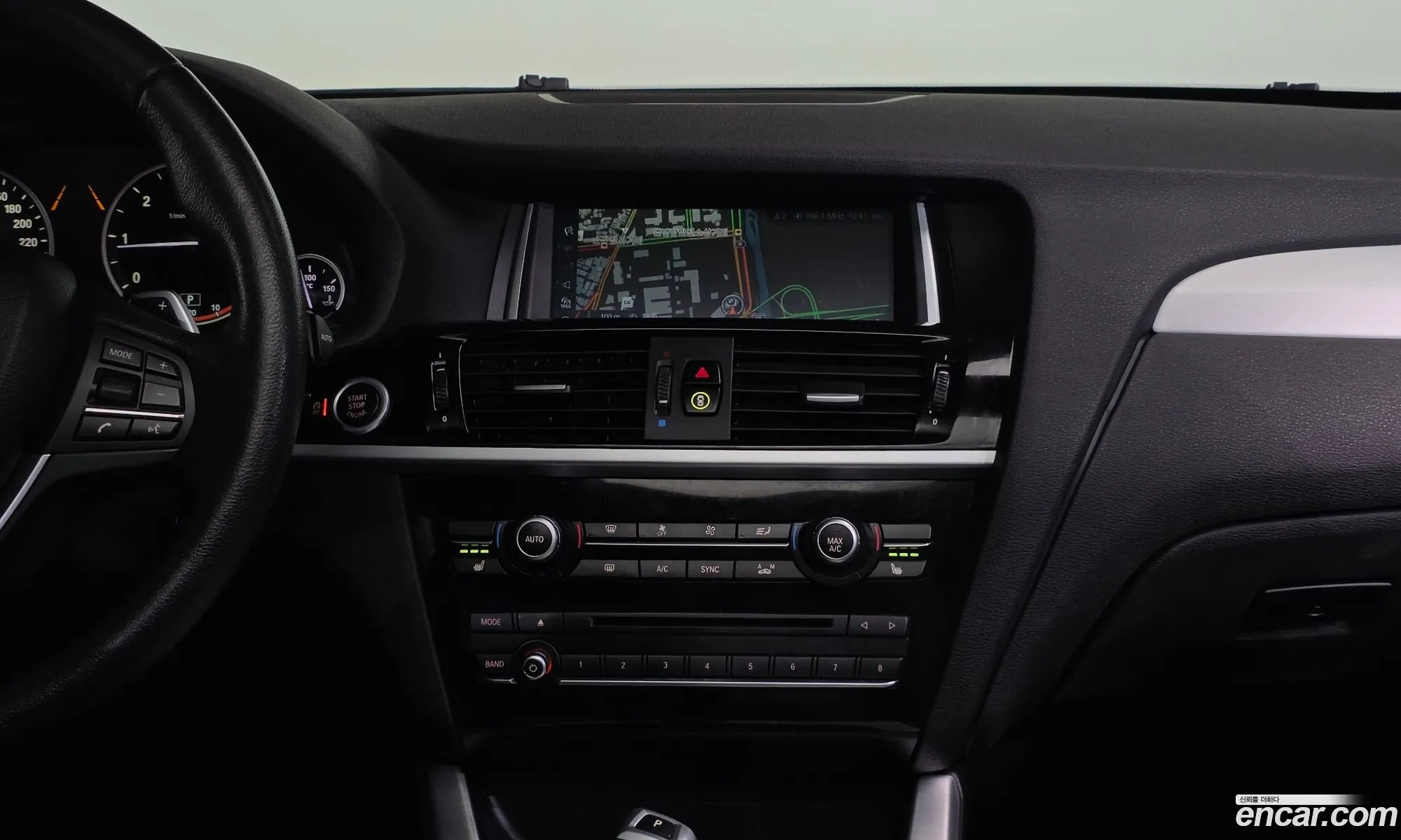 BMW X3 2017 WBAWZ5103H0M36488 — 17