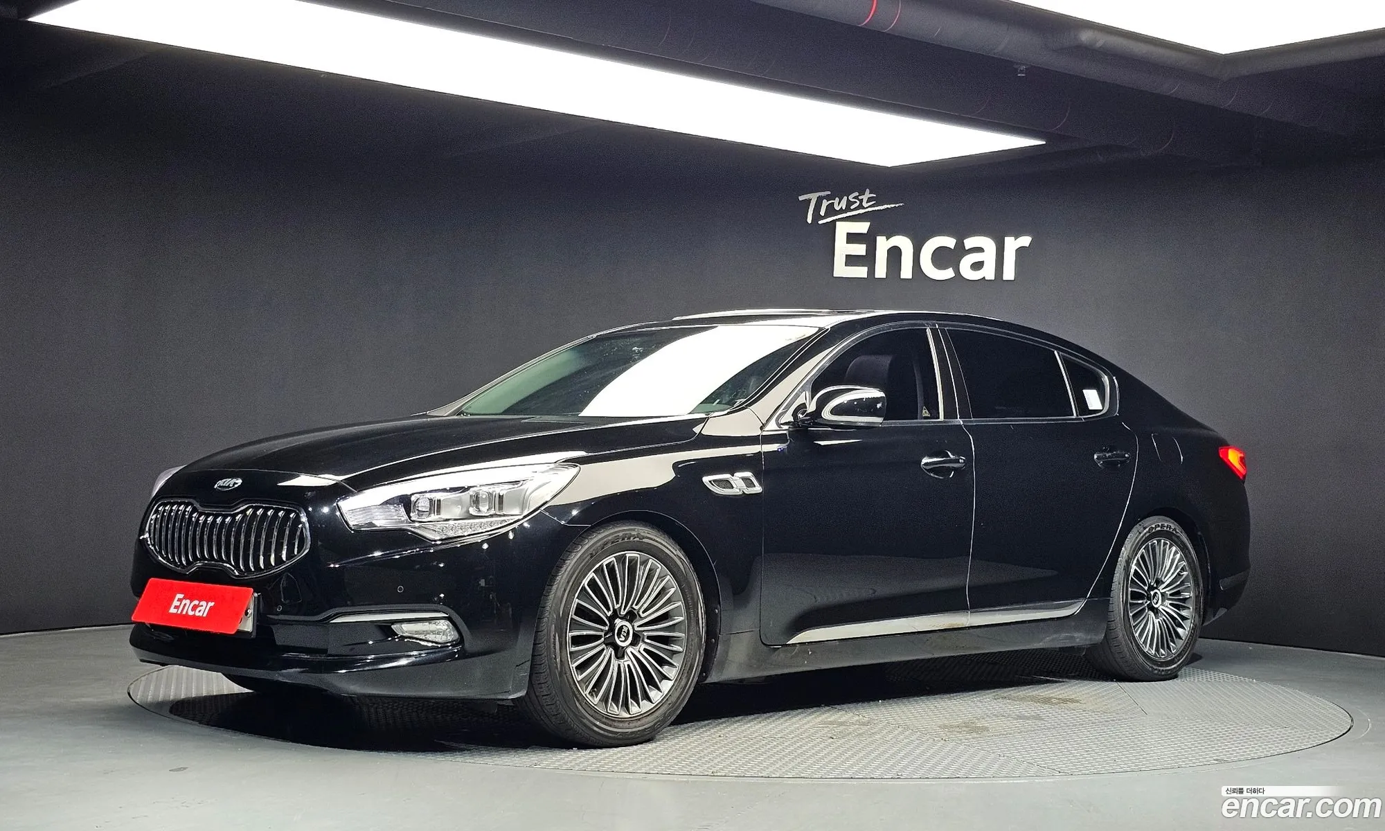 Kia K9 2013 — 7