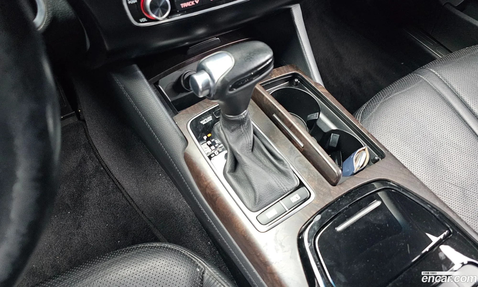 Kia K9 2013 — 10