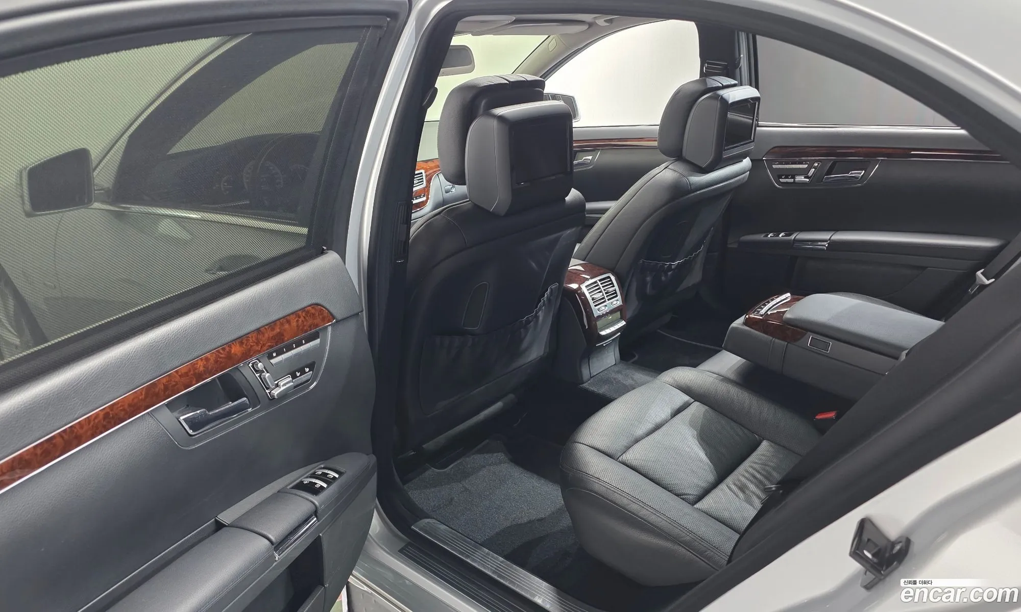 Mercedes-Benz S-Class W221 2012 — 11