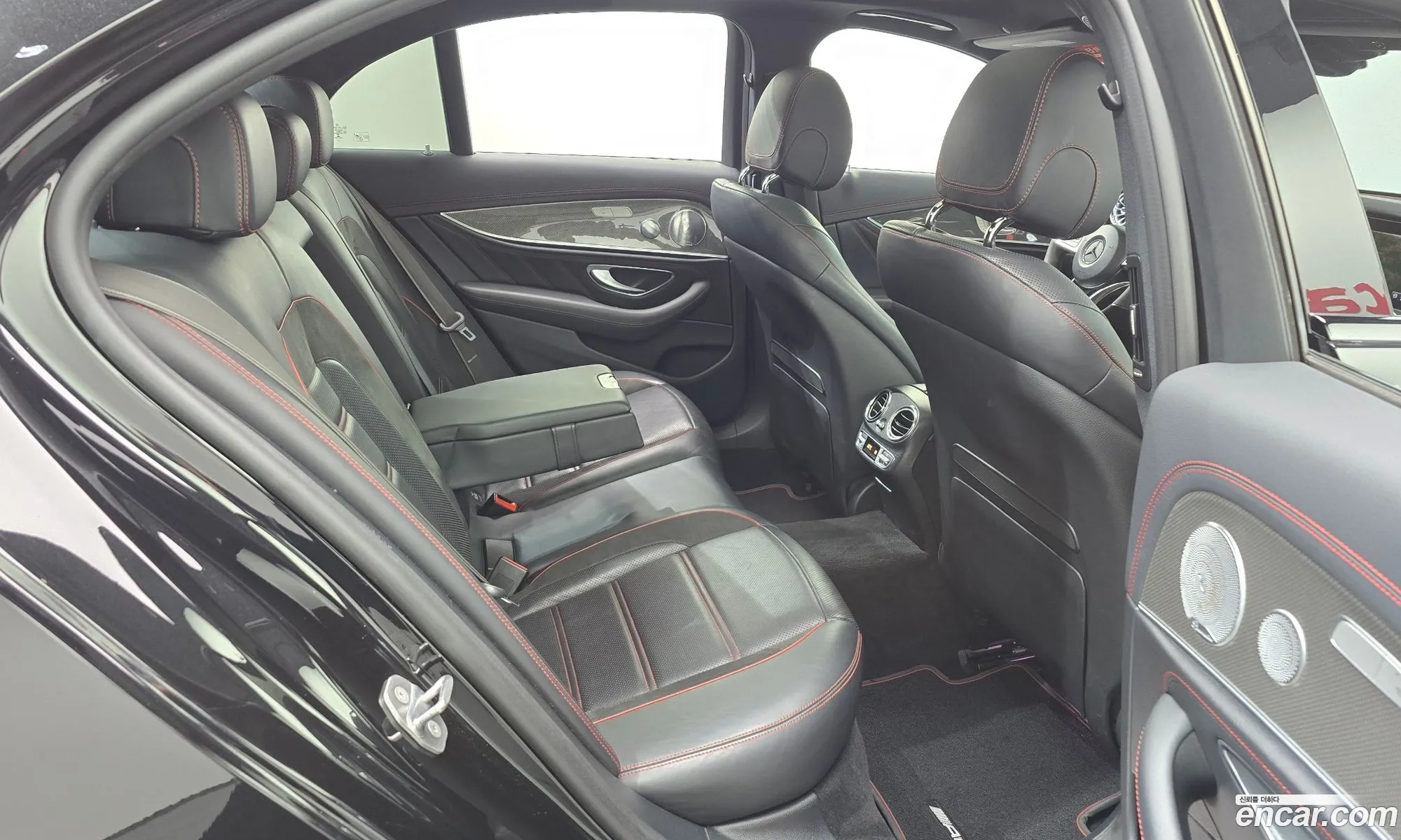 Mercedes-Benz E-Class W213 2017 — 16