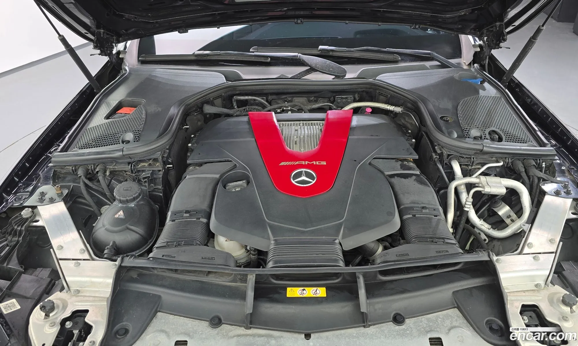Mercedes-Benz E-Class W213 2017 — 19