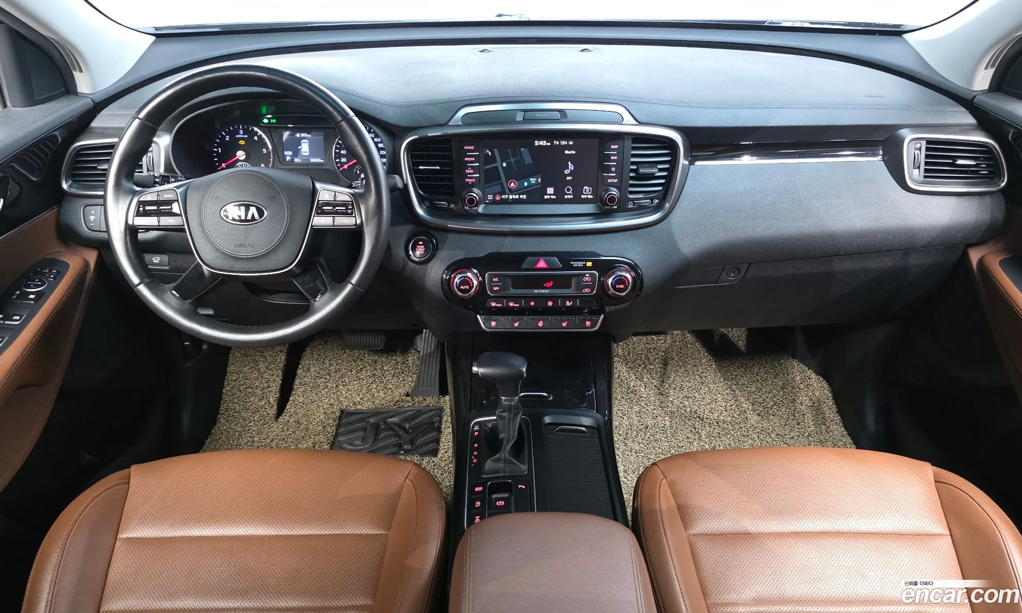 Kia Sorento 2018 KNAPS81BDJA436443 — 3